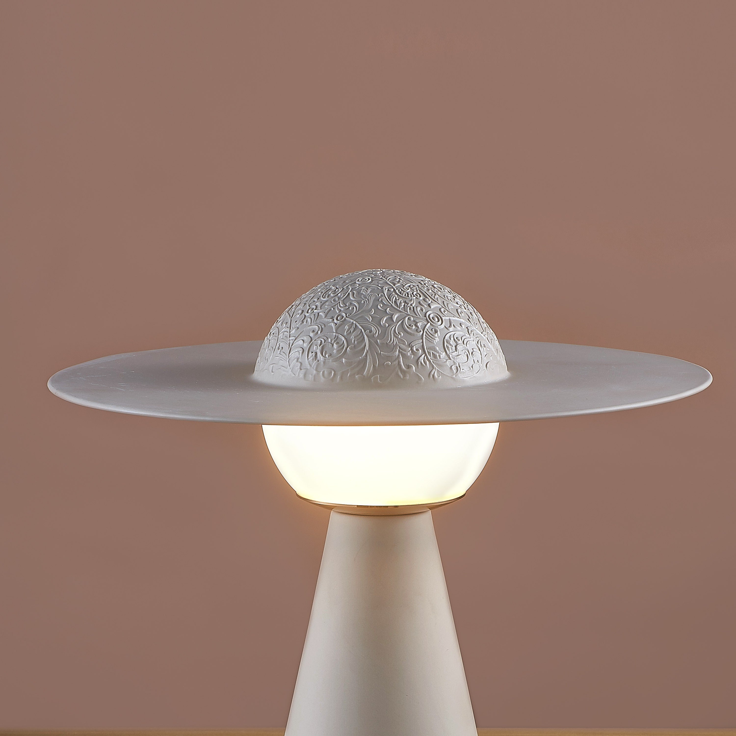 Eclipsed (Beige) Ceramic