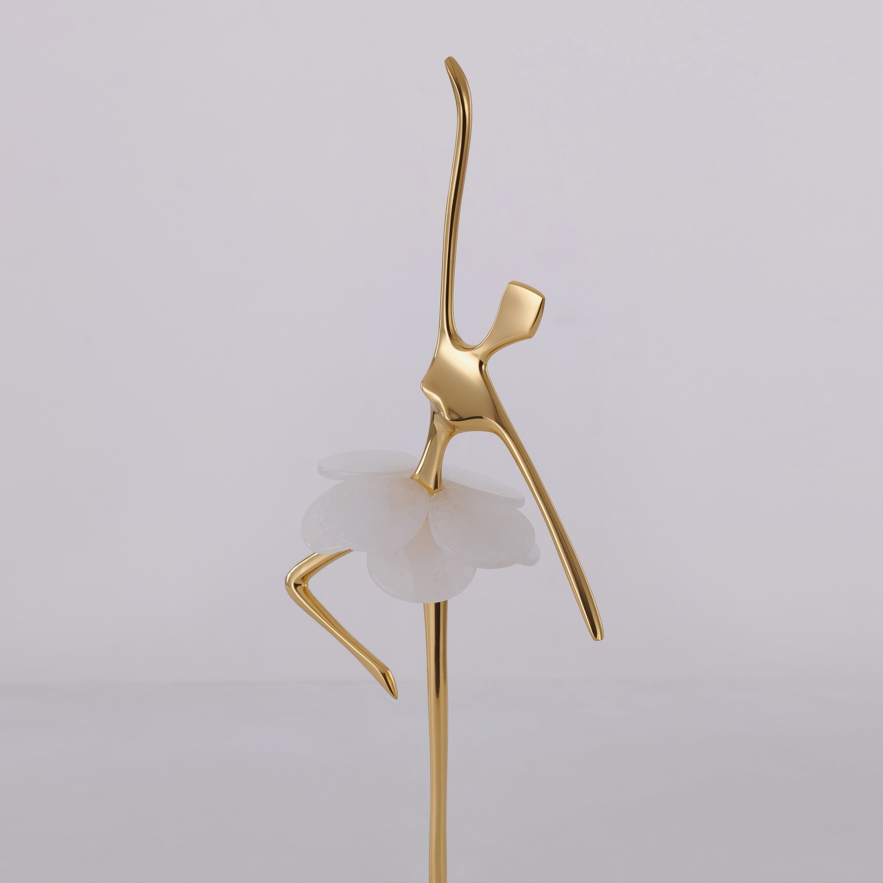 Poised (White/Gold) Marble