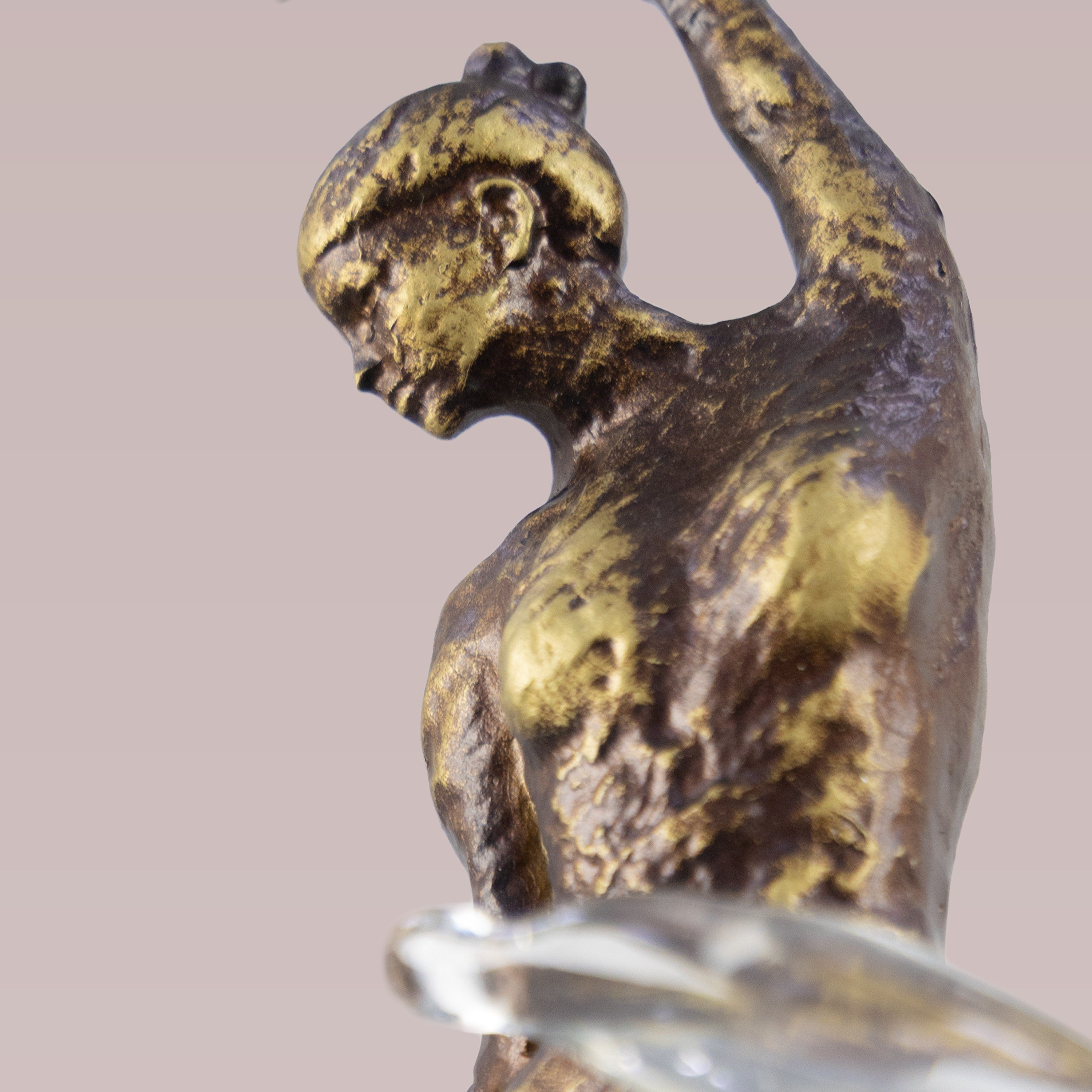 Aurum Flow Home Decor