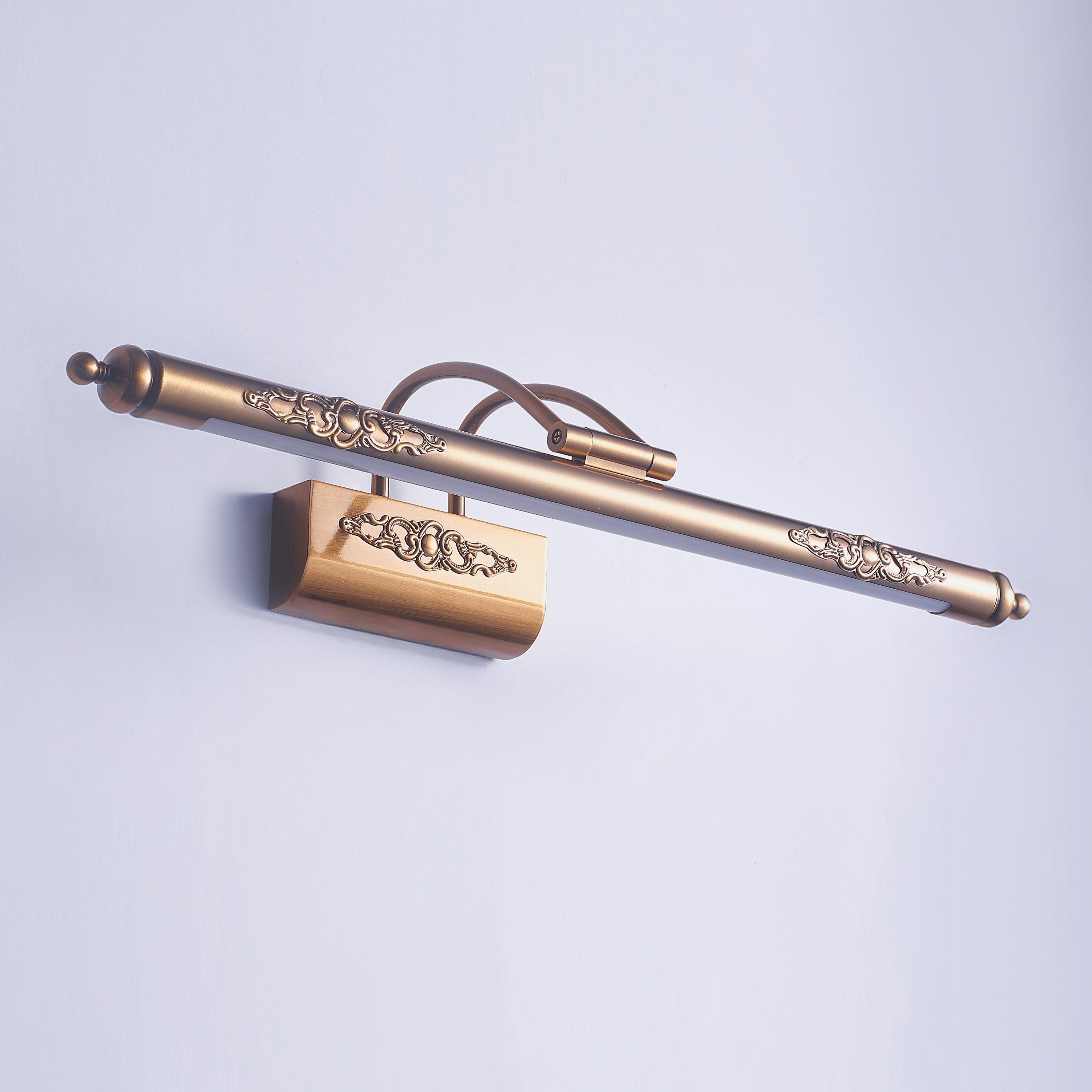 Contemplate (Medium, Gold) Wall Light