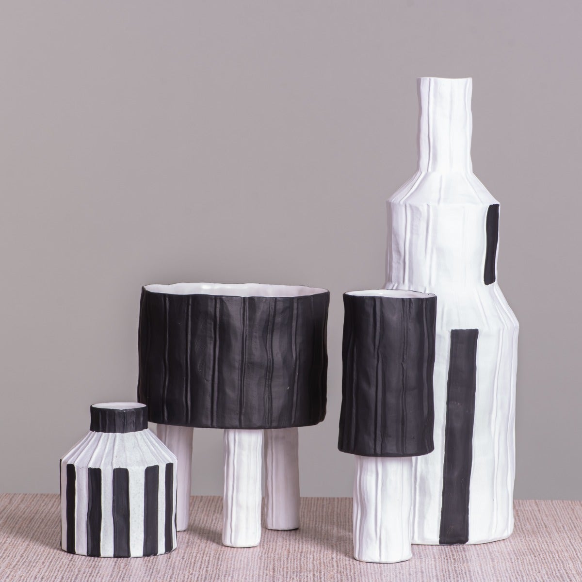 Island Treasure (White/Black) Ceramic Vase