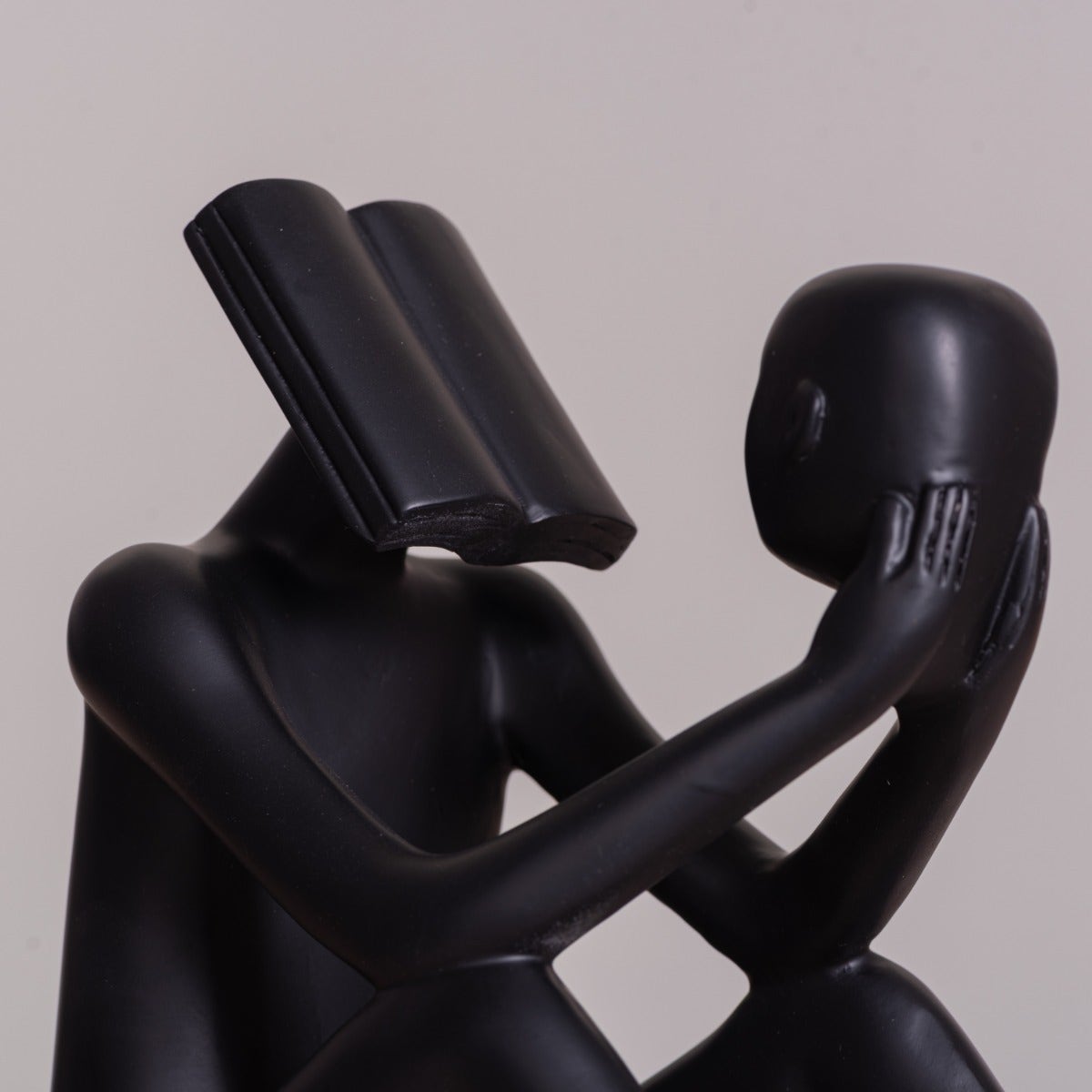 Read To Me (Black ) Resin  Home Decor