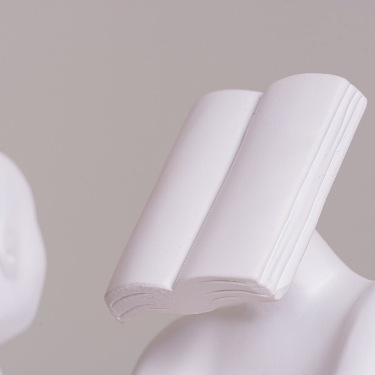 Read To Me (White) Resin  Home Decor