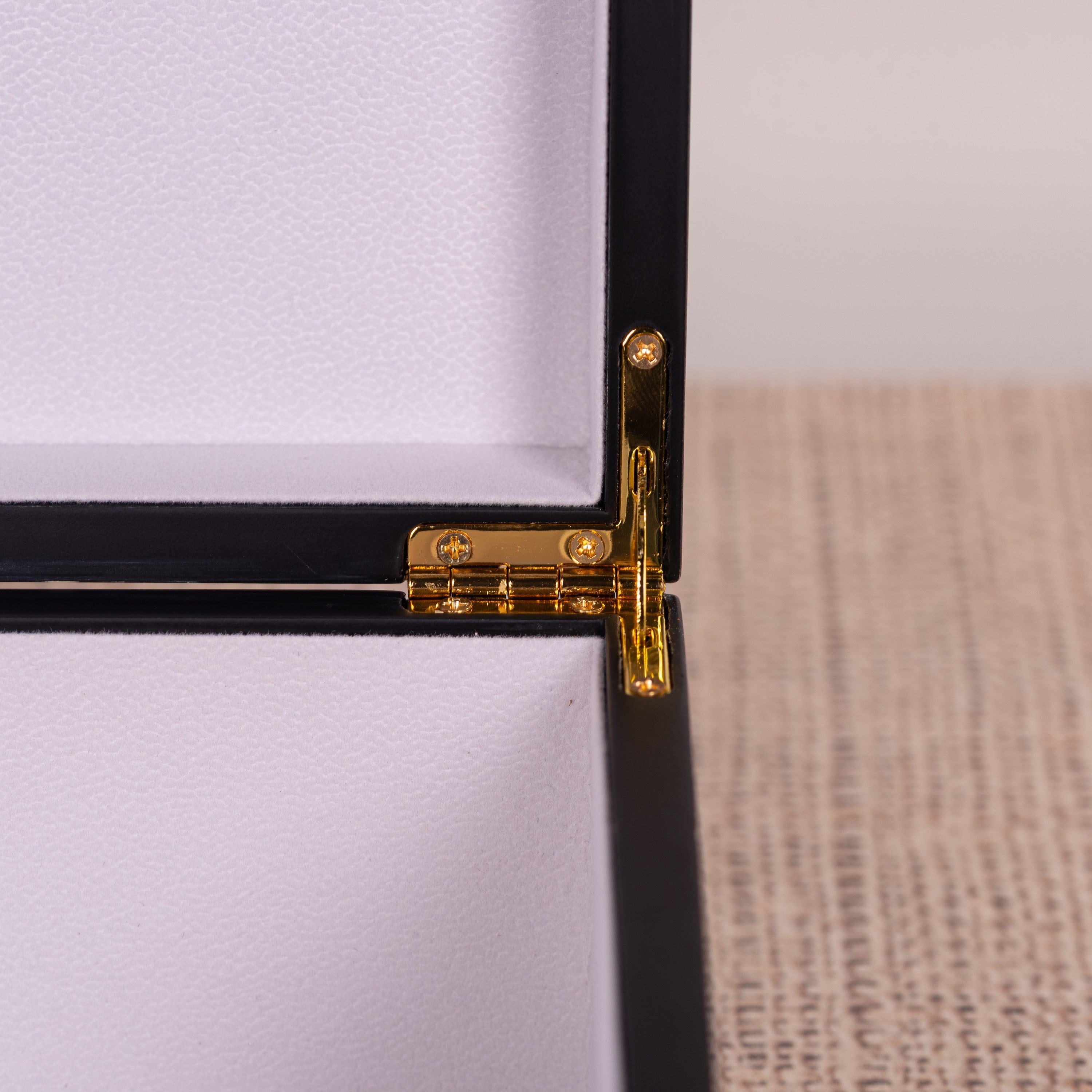 Marquetra (Large) Home Decor