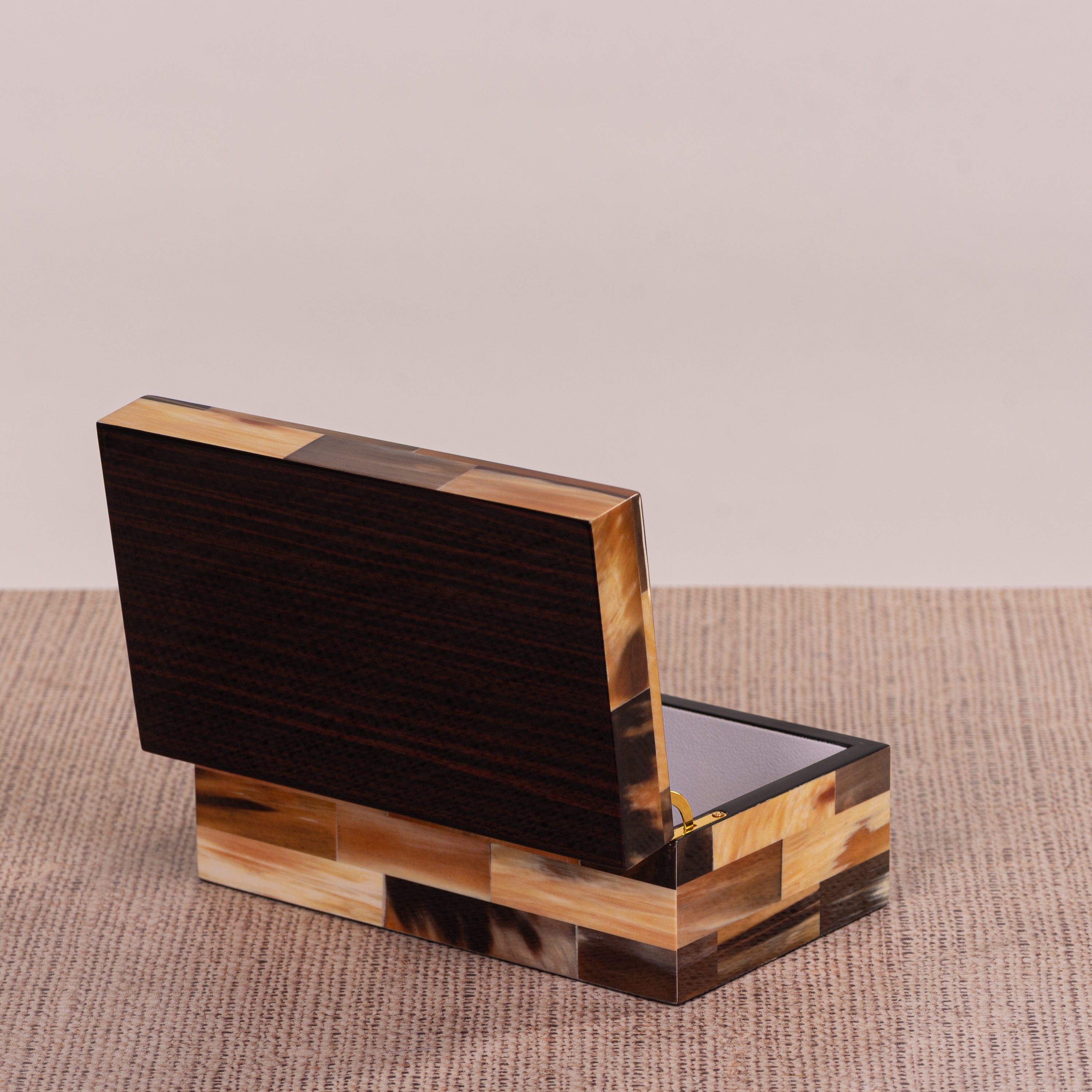 Marquetra (Medium) Home Decor