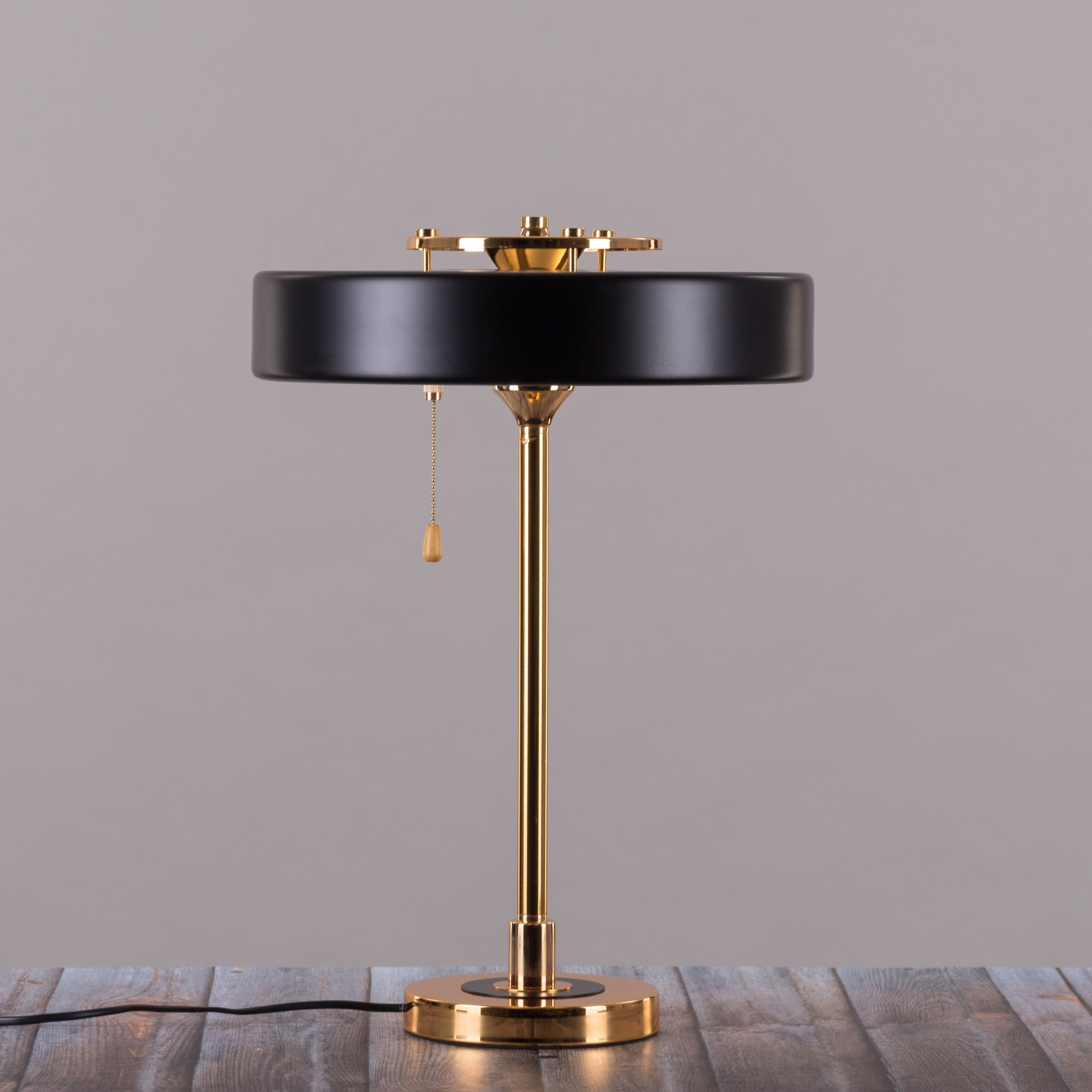 Pull The Plug (Matte Gold) Table Lamp