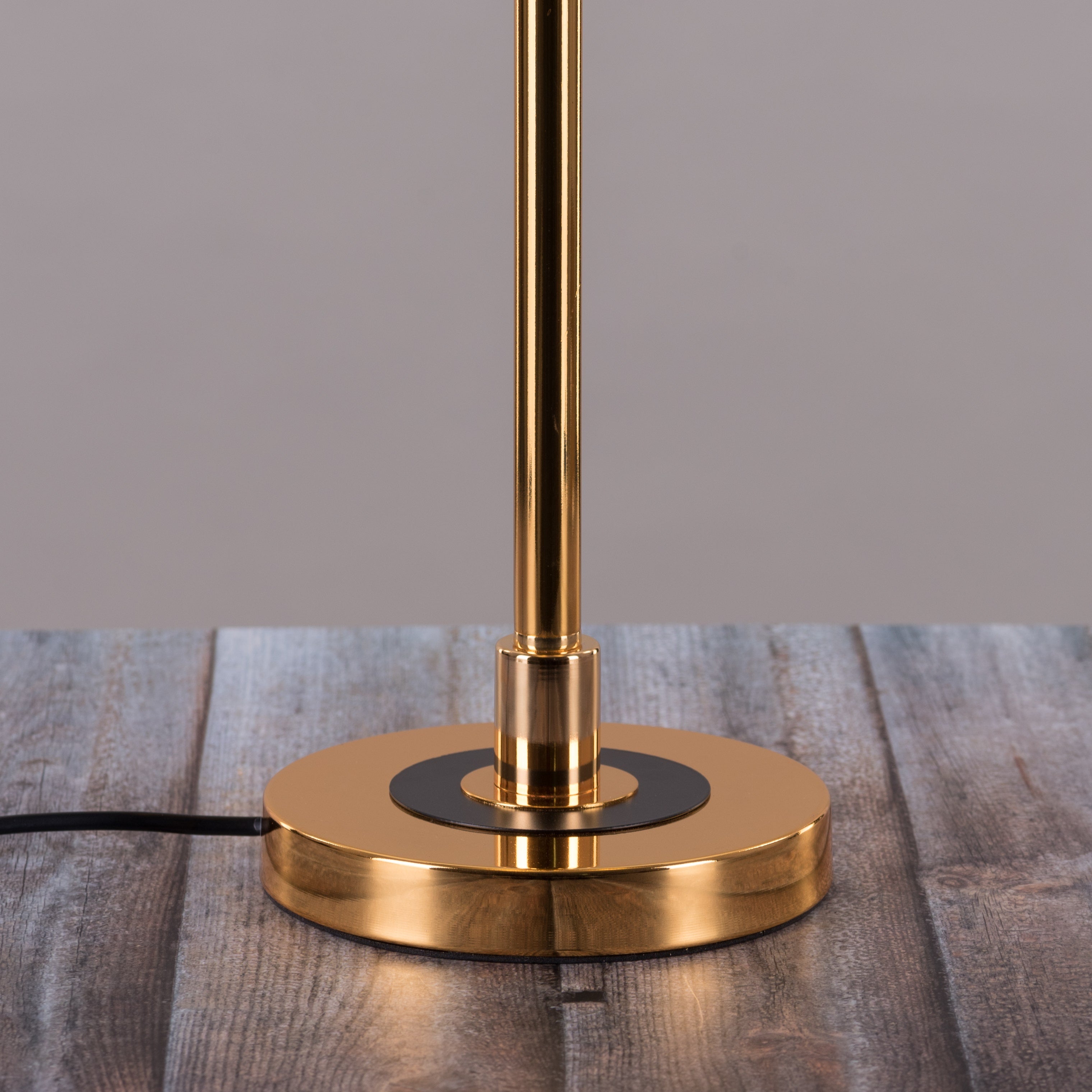 Pull The Plug (Matte Gold) Table Lamp