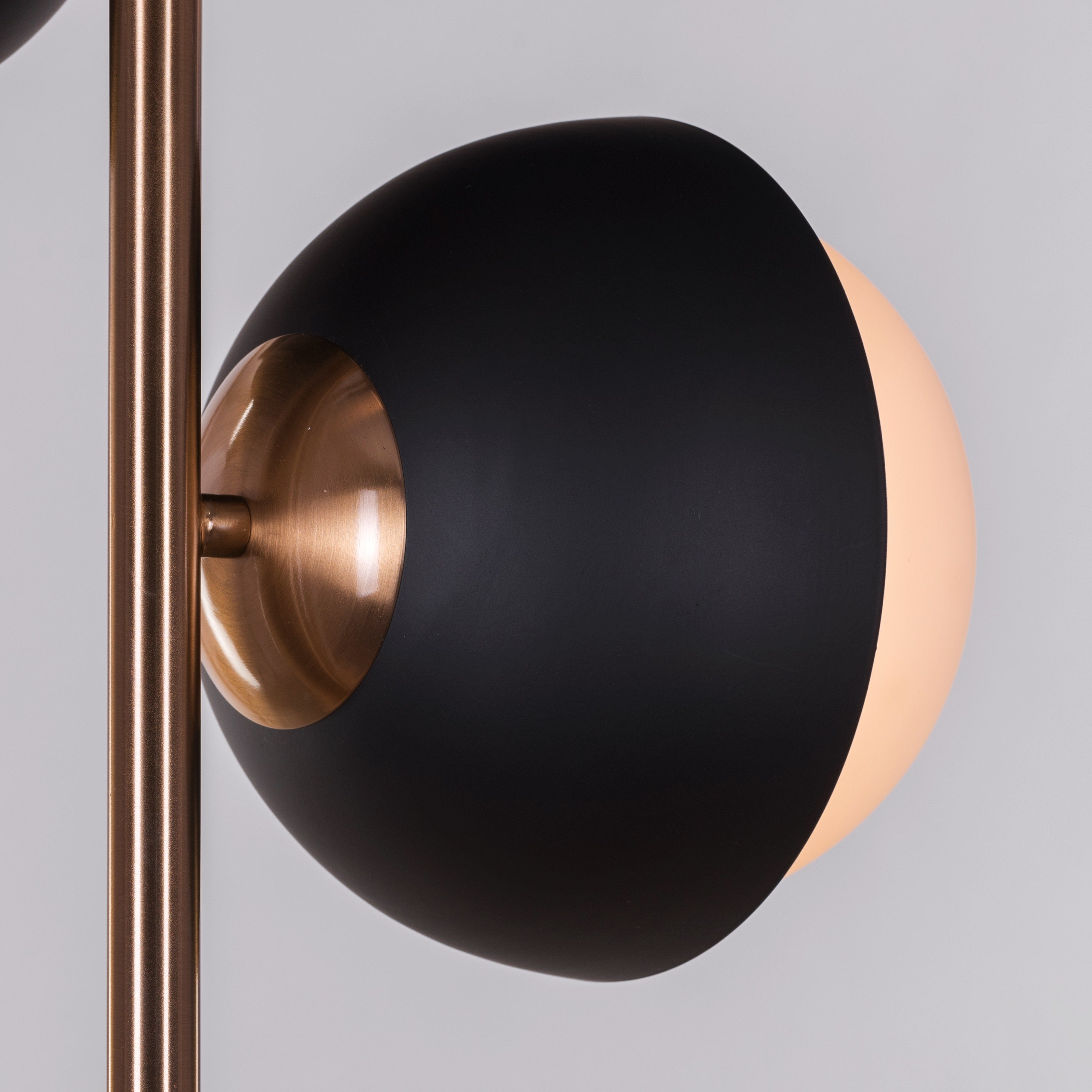 Addiction (Gold) Marble Floor Lamp