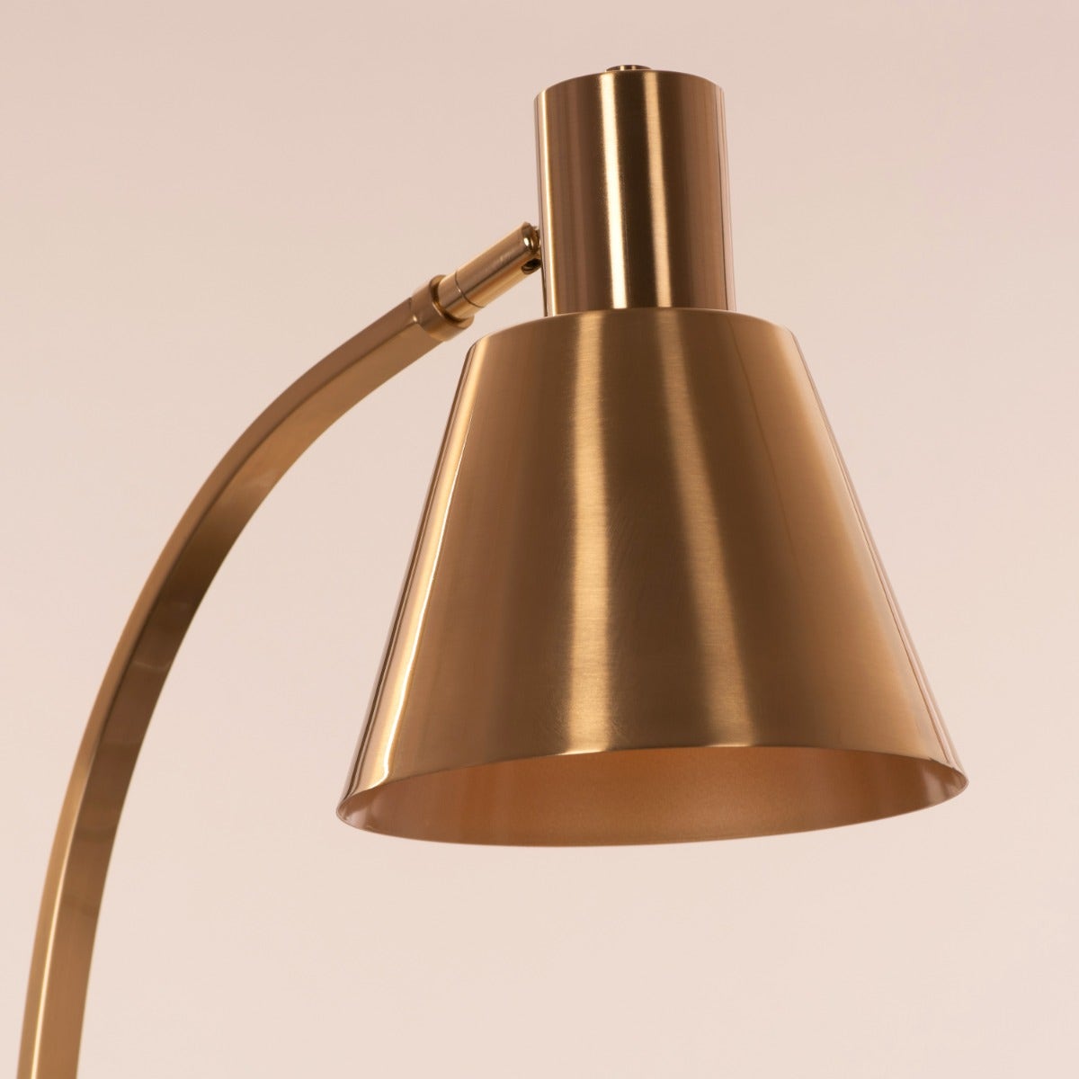 One Step Forward (Gold, White) Marble Floor Lamp