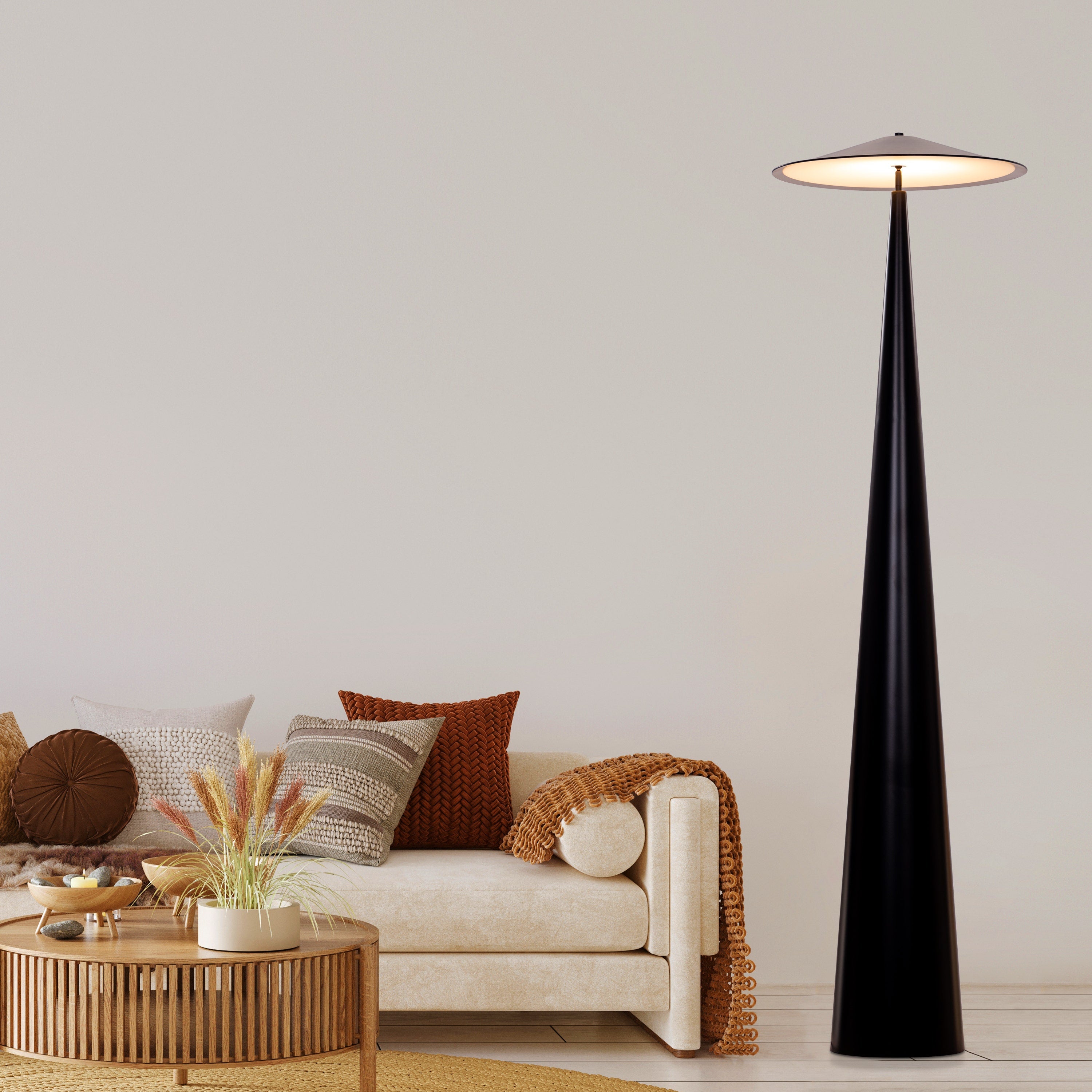 Can't Quit Me (Black) Built-In LED Floor Lamp