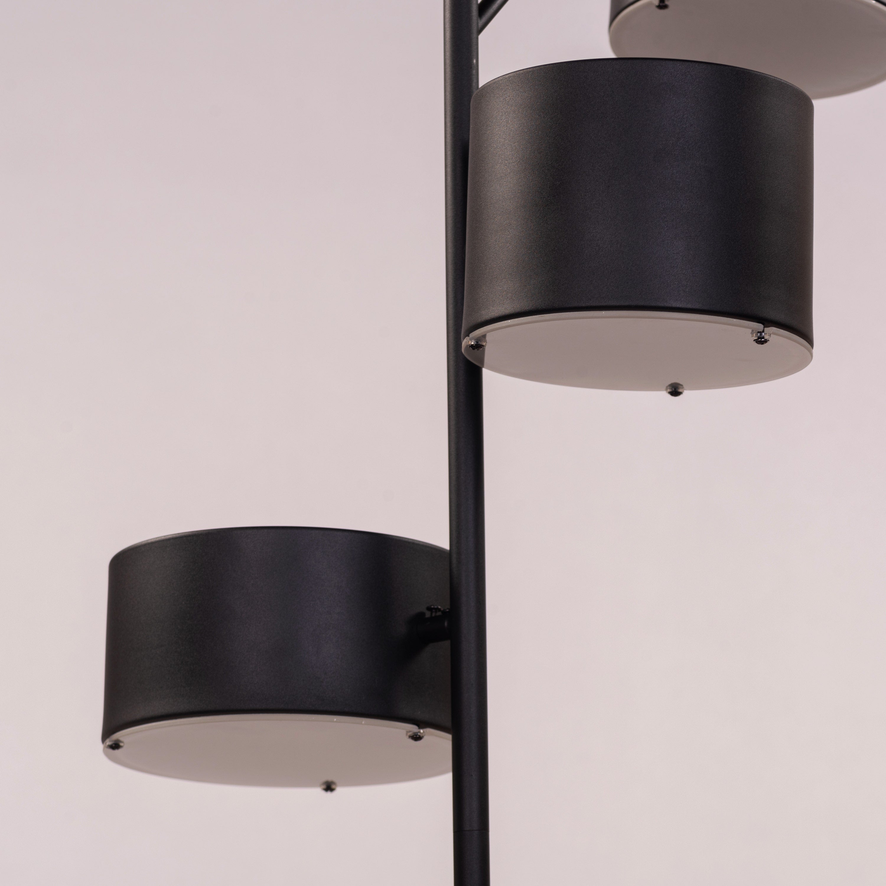 Rapture (Black) Floor Lamp