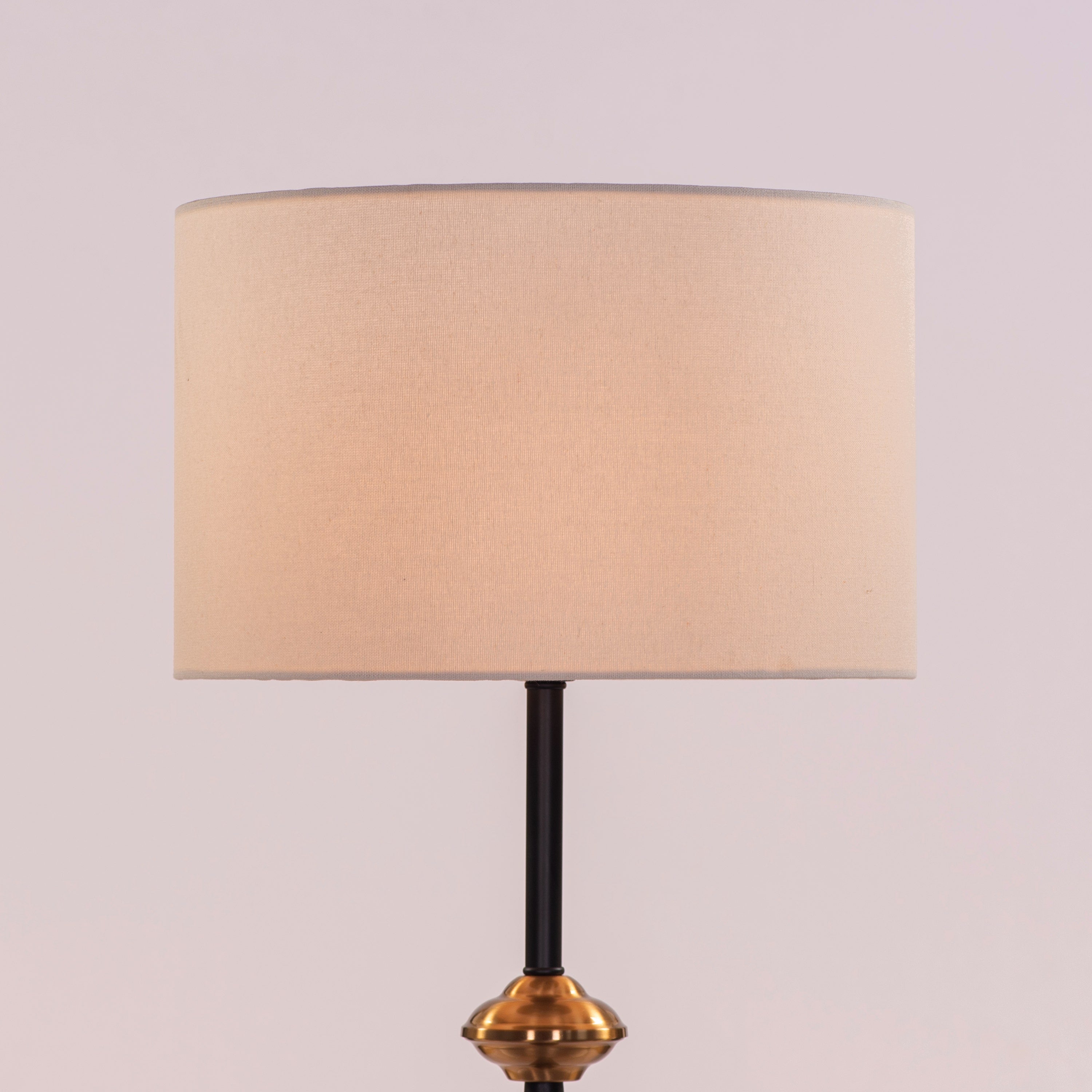 Crown Of The Dawn (Black, White) Floor Lamp