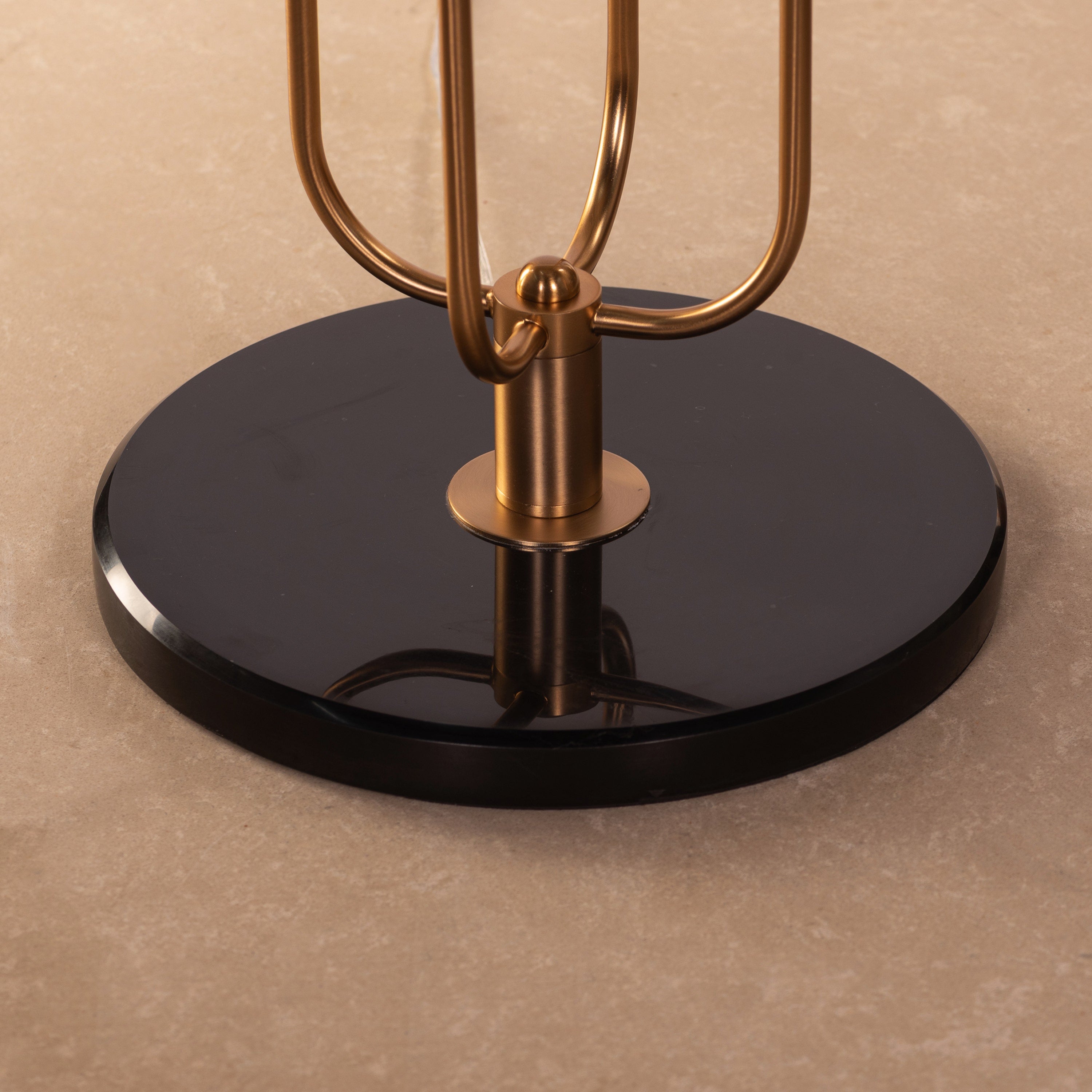 Auremont (Gold/Off-White) Marble Floor Lamp