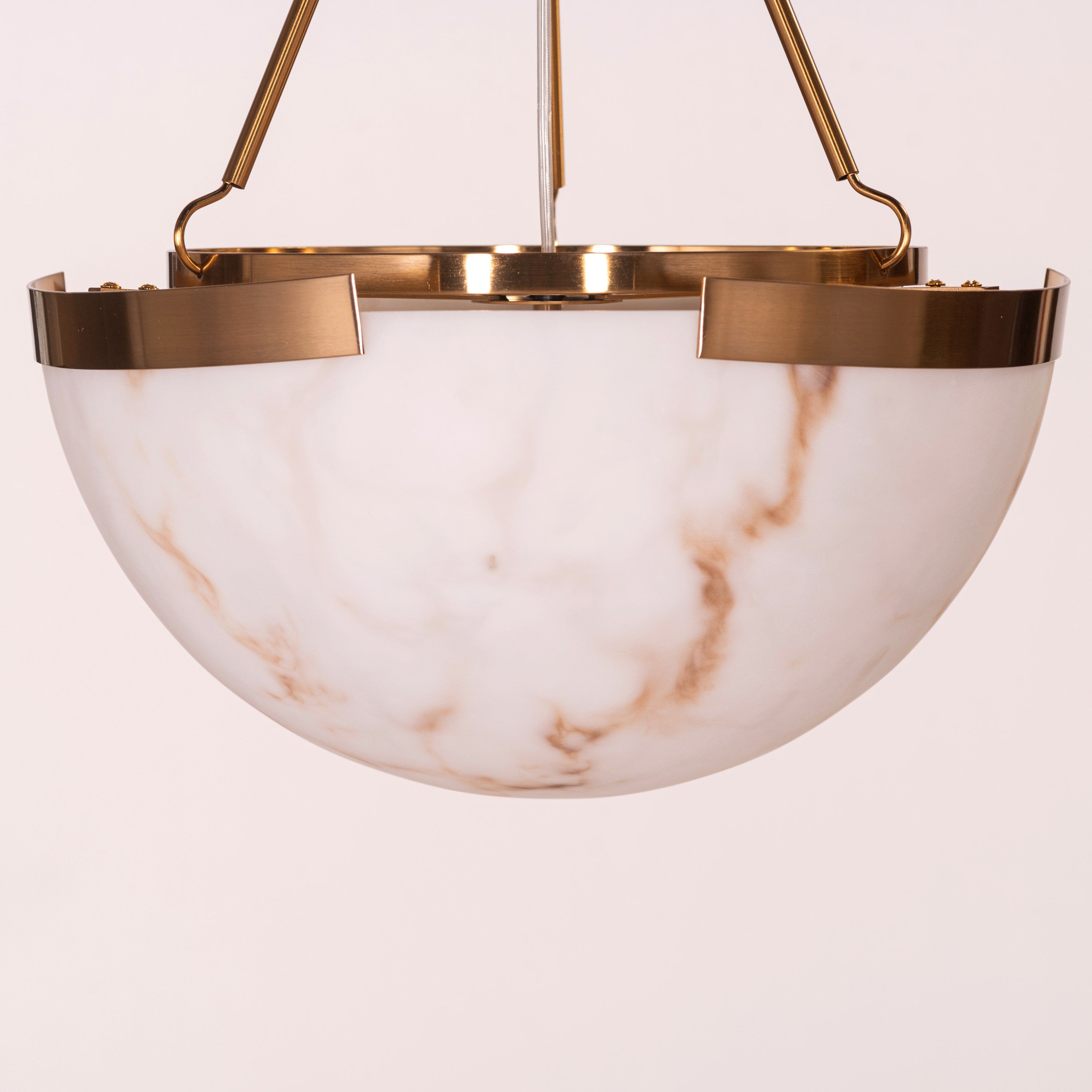 Standing Ovation (Gold) Alabaster Pendant Light