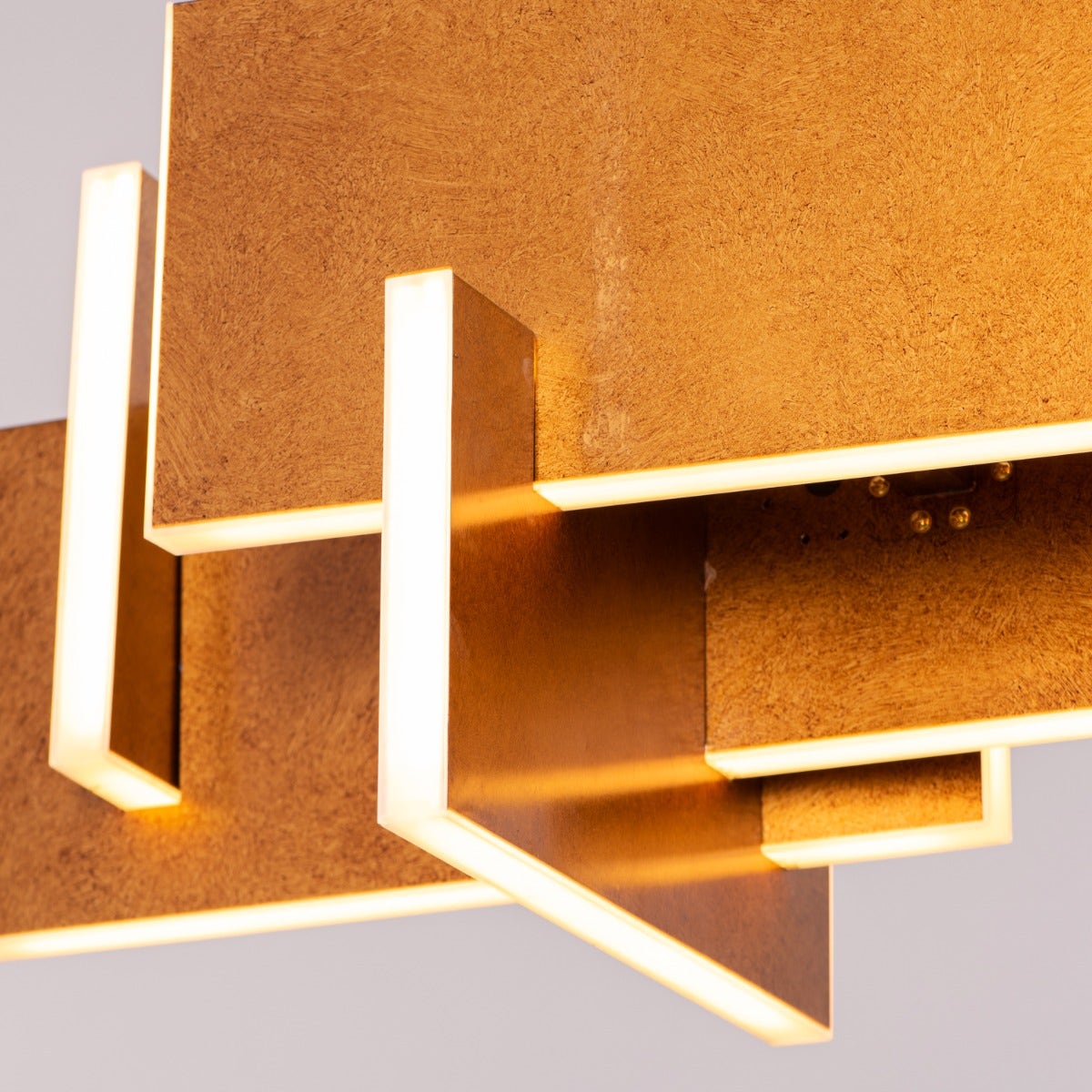 Fires Of Heaven (Large, Grunge Gold, 3 Color Dimmable LED with Remote Control) Chandelier