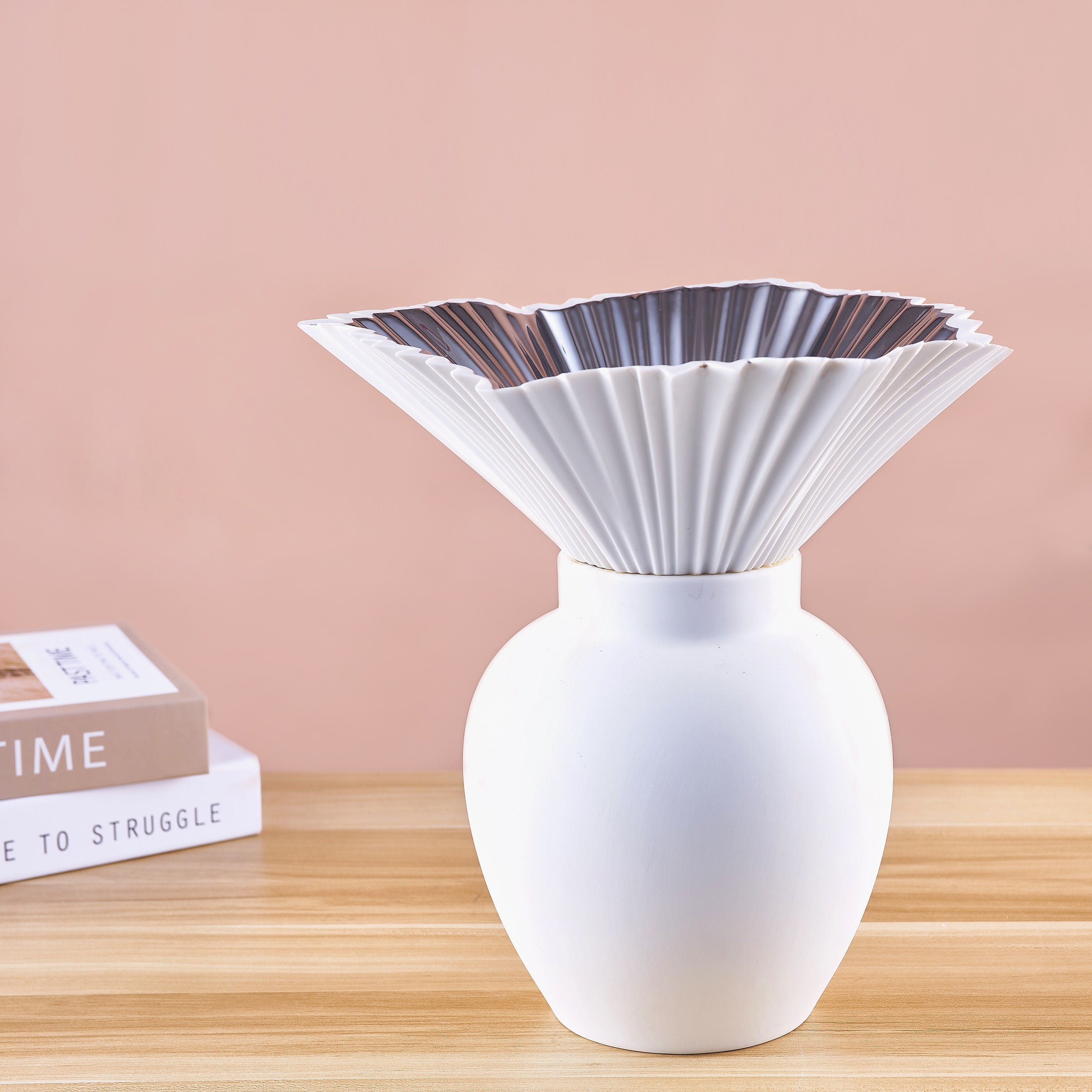 City Of Lights (White/Black)