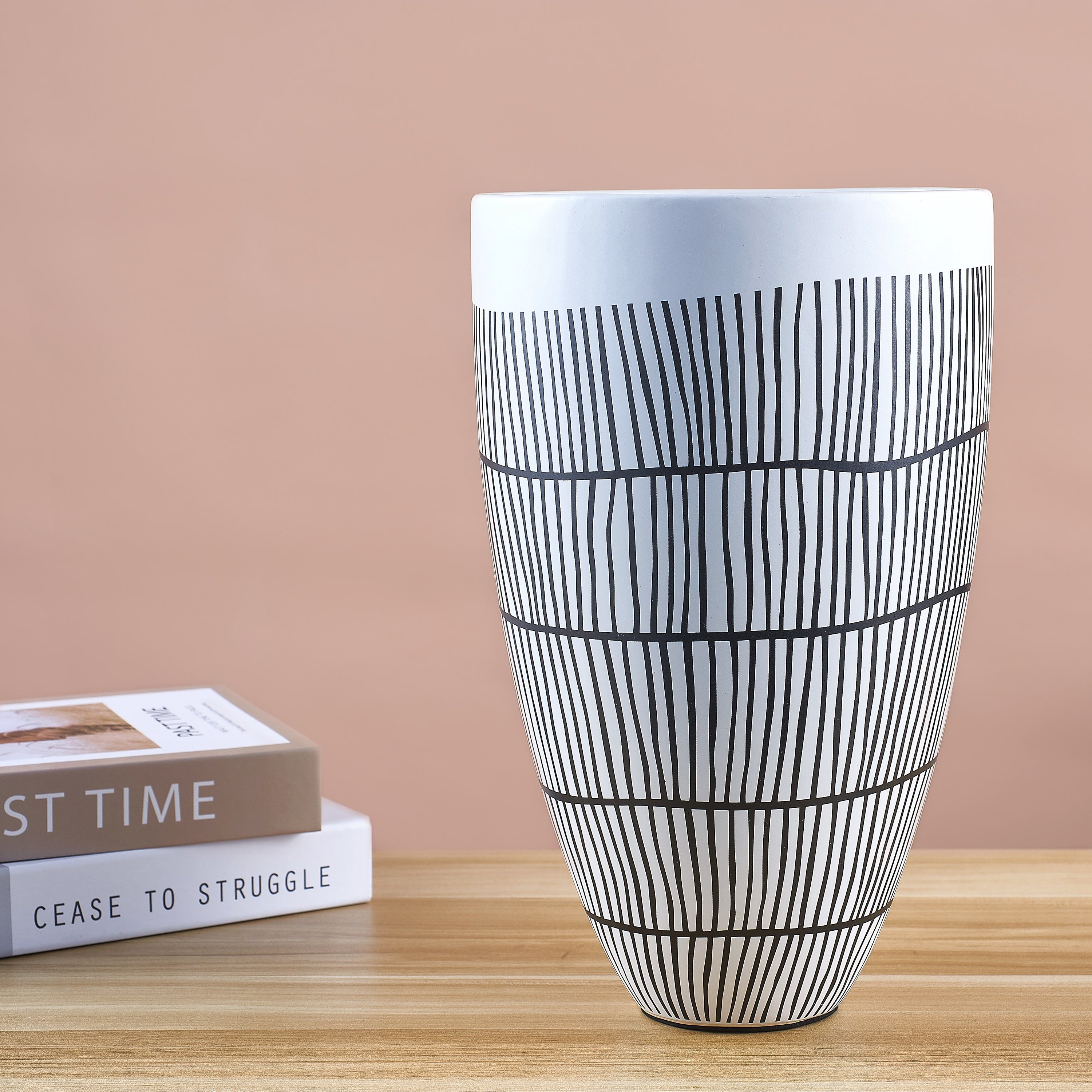 Dance On Air (black/White, Medium) Ceramic Vase