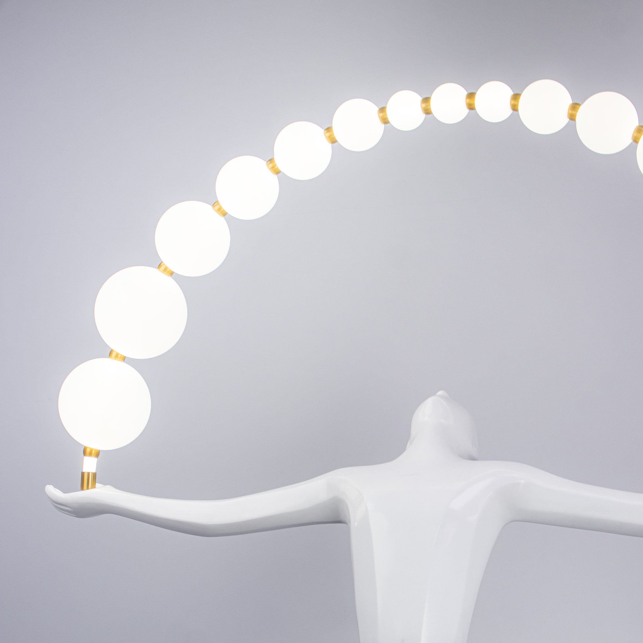 Applause All Around Floor Lamp