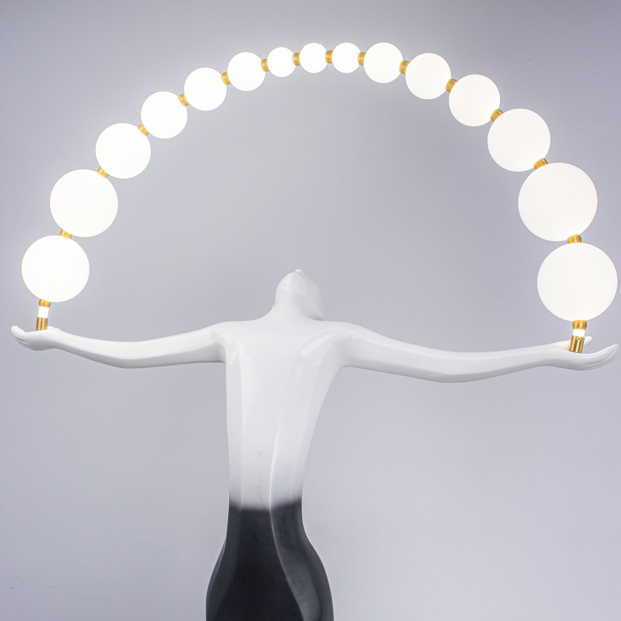 Applause All Around Floor Lamp