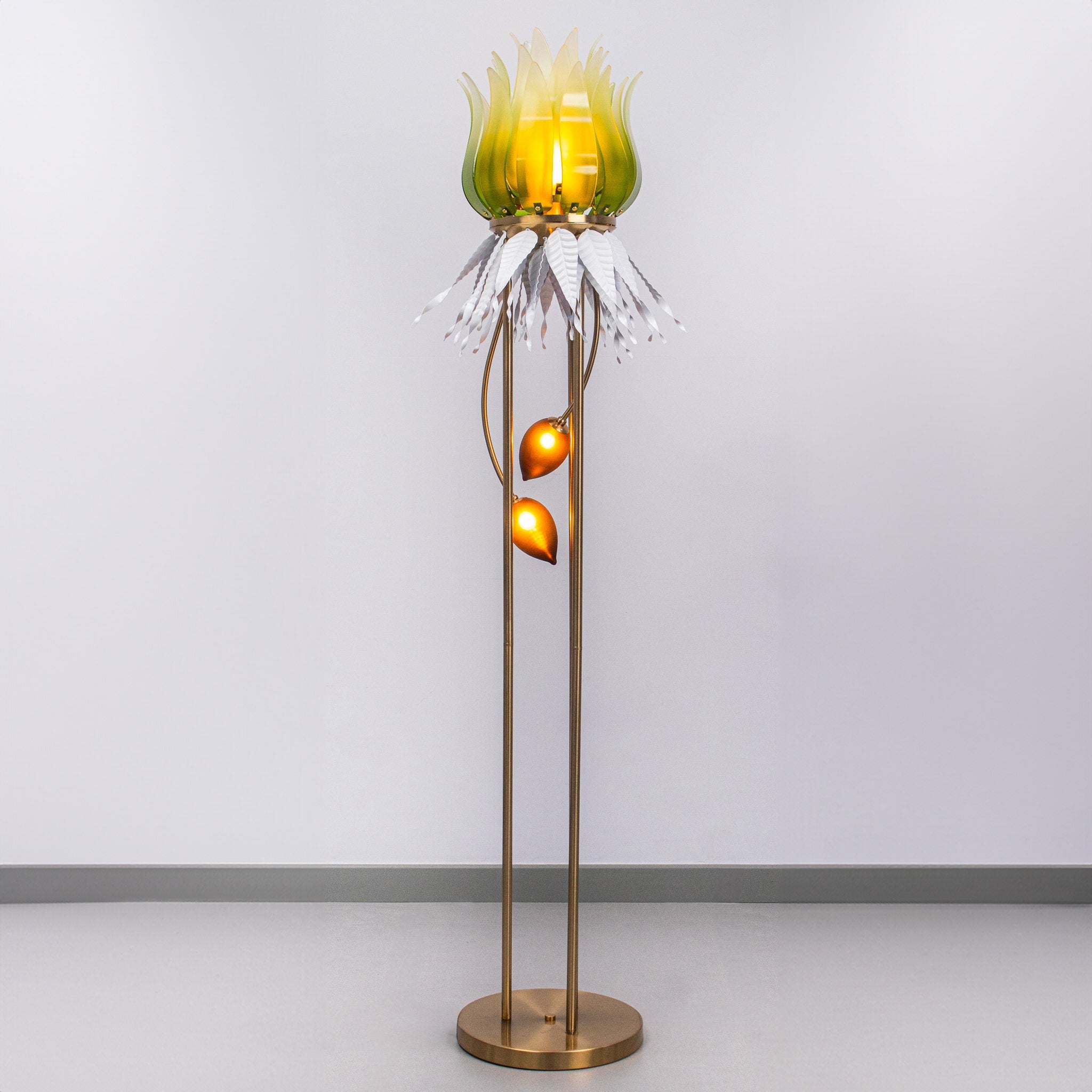 Konoha Whisper (Grey, Green & Amber) Gradient Floor Lamp