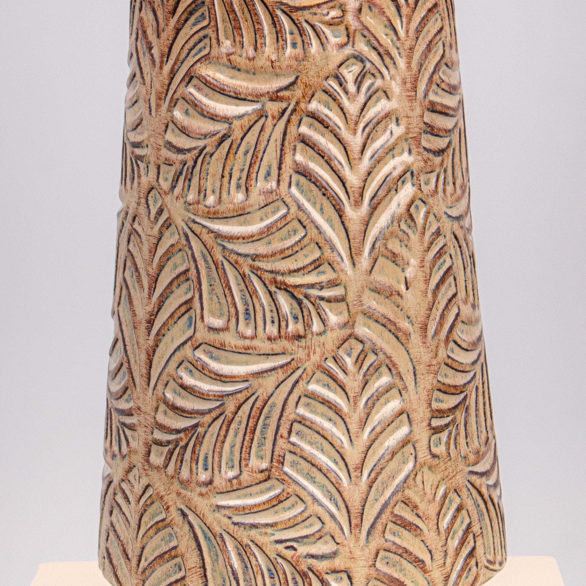 RopeleafHaven Table Lamp