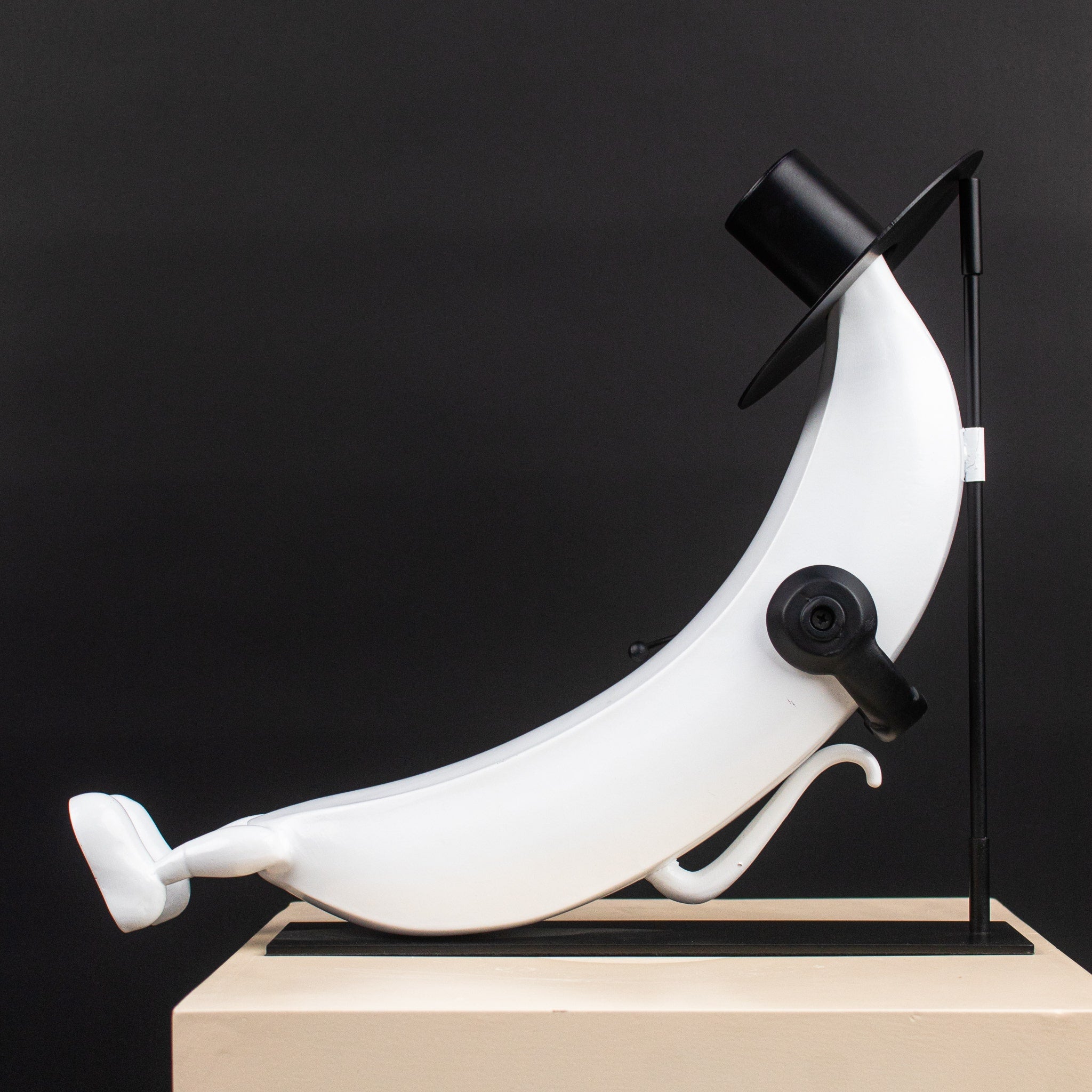 Lounger Luminaire Home Decor