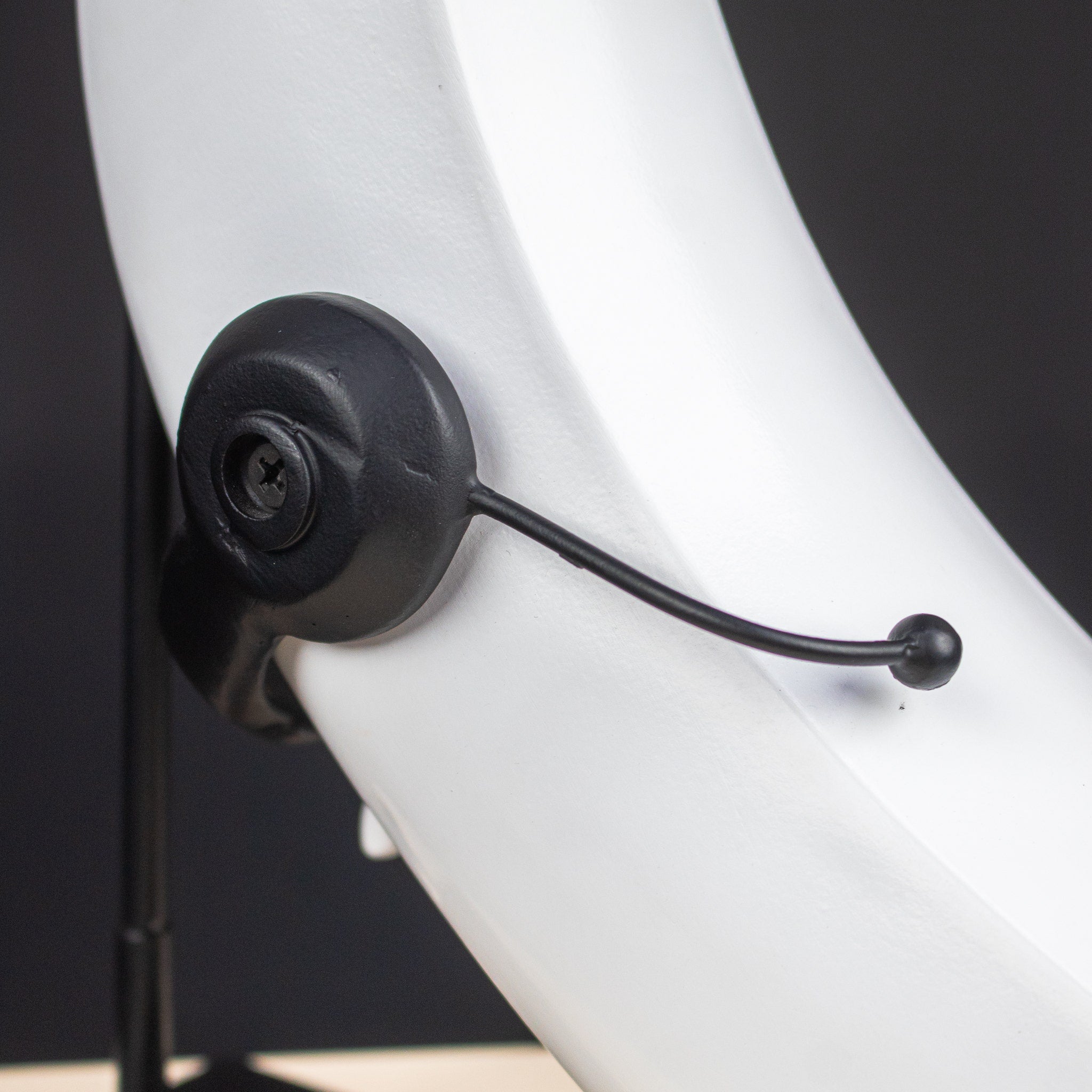 Lounger Luminaire Home Decor