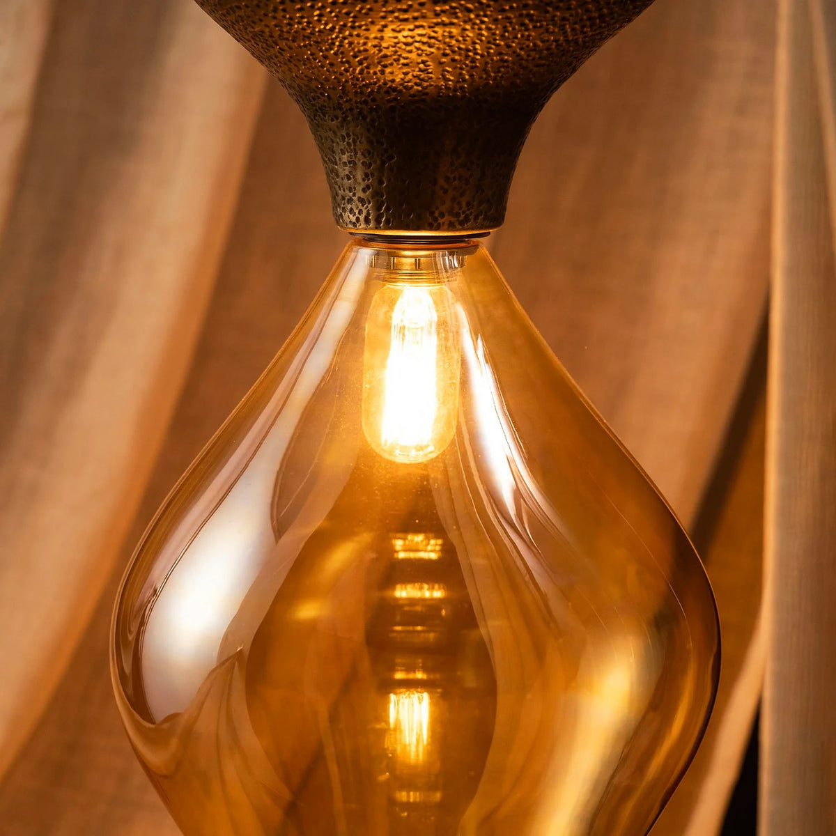 A Whisper At Dusk Pendant Light Handmade By Yaahvi
