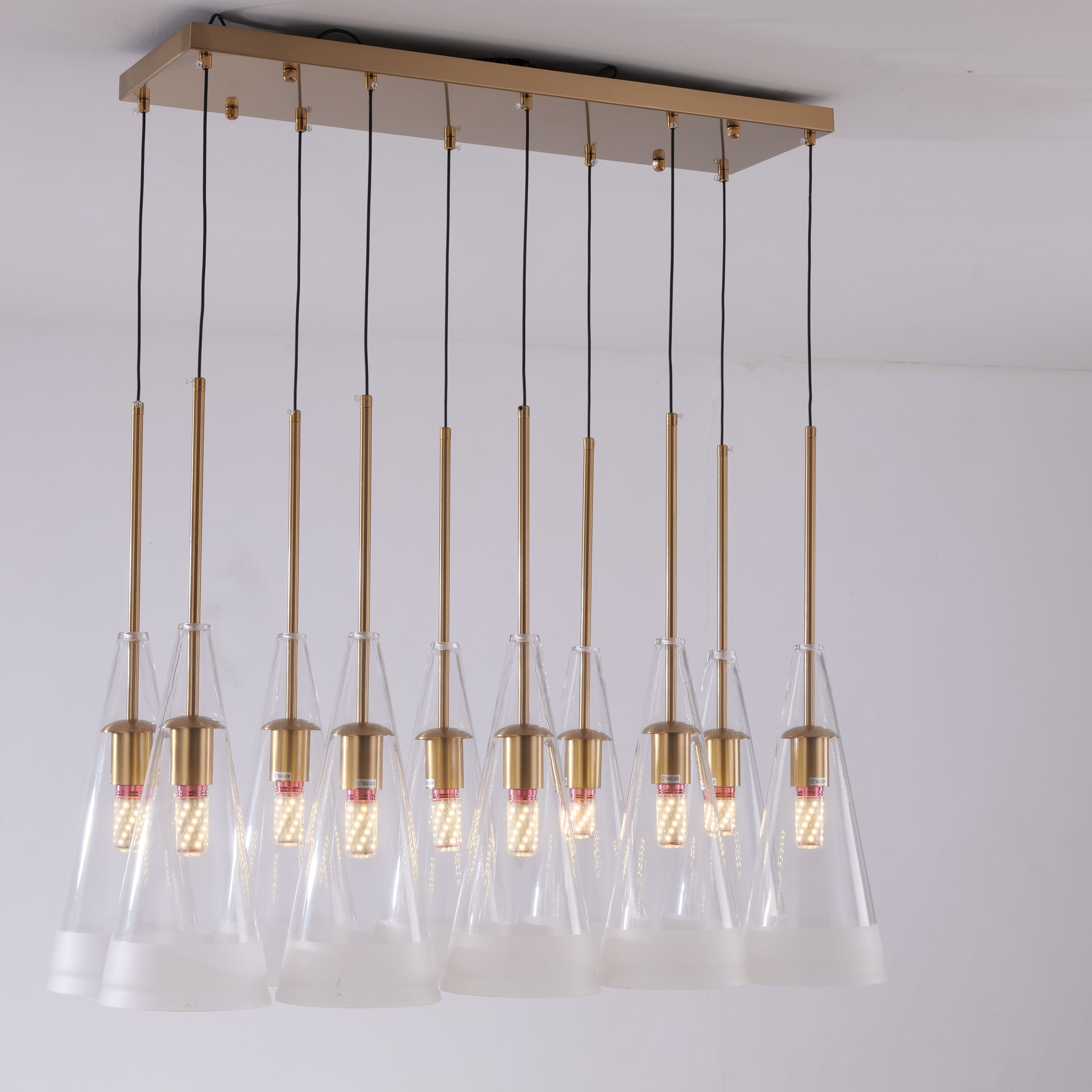 Vernus On A Vesma(Clear Glass) Chandelier