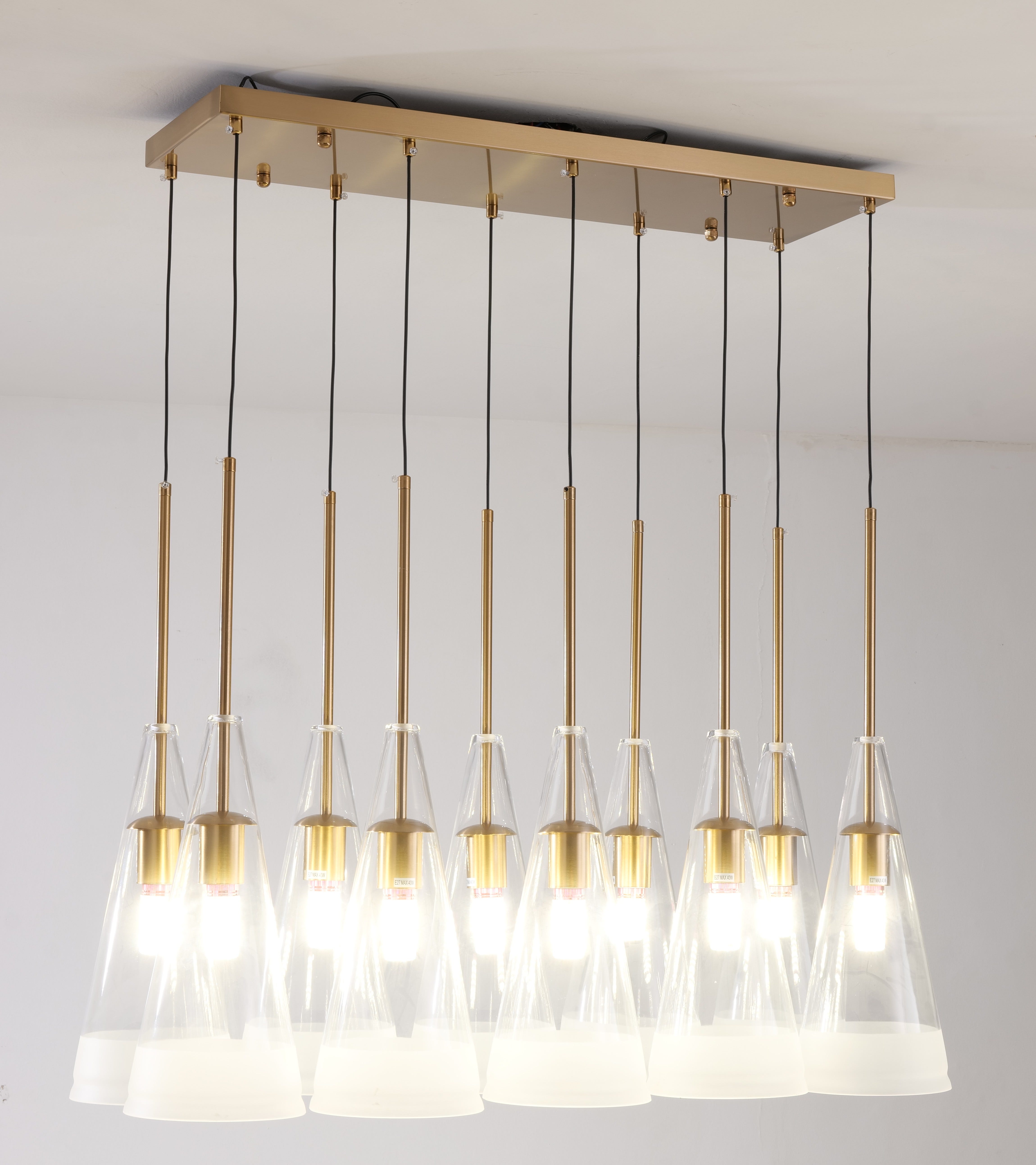 Vernus On A Vesma(Clear Glass) Chandelier