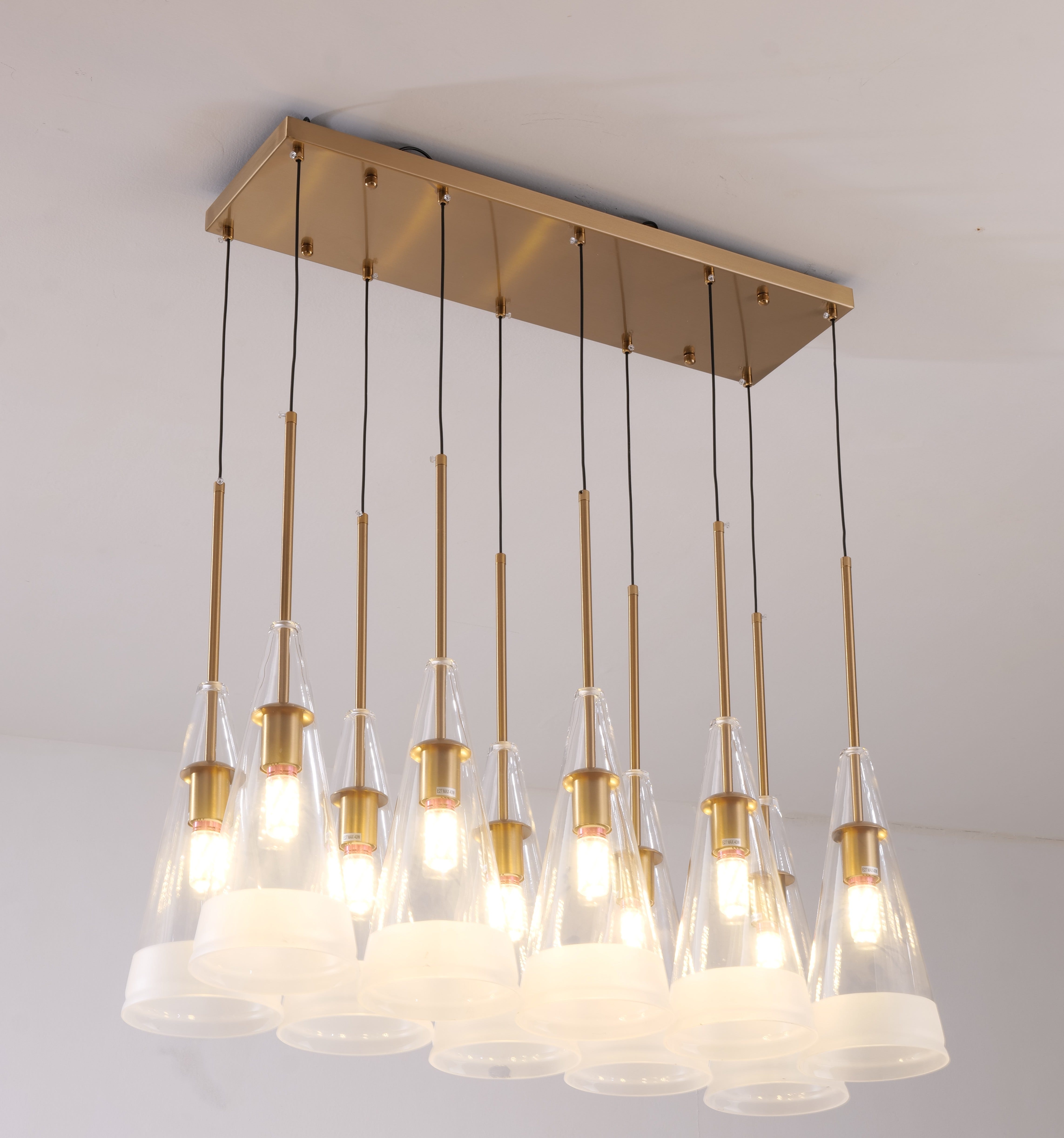 Vernus On A Vesma(Clear Glass) Chandelier