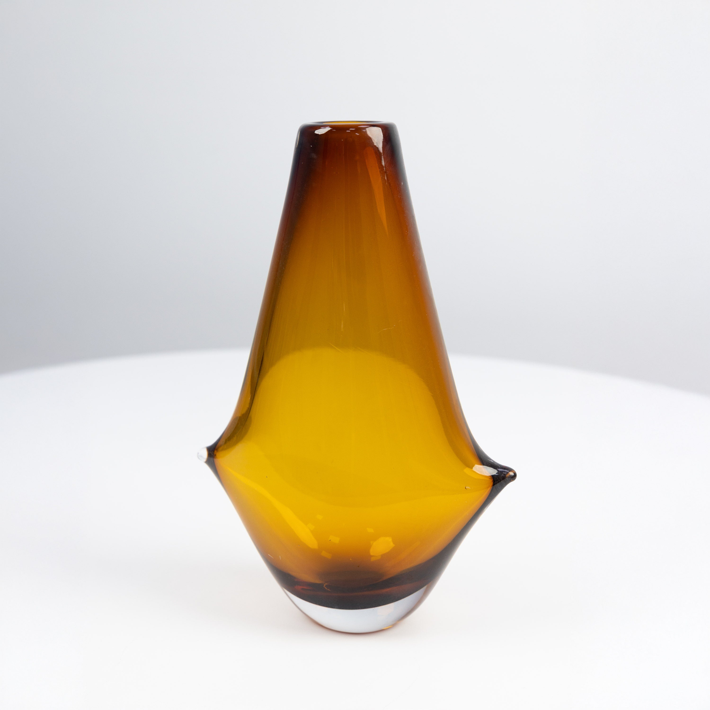 Carnessa (Amber,Large) Glass vase
