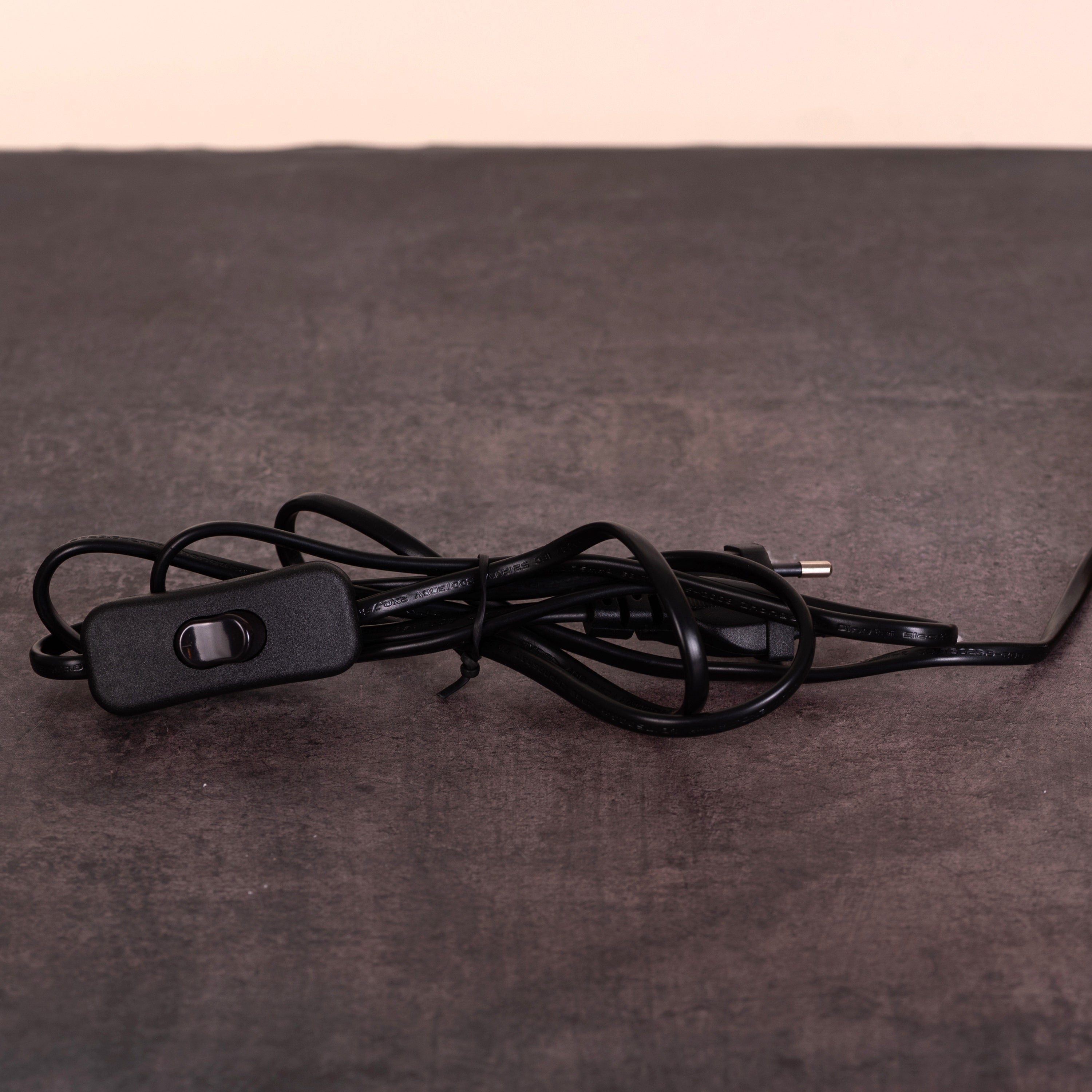 Babe Alert (Gold) Table Lamp