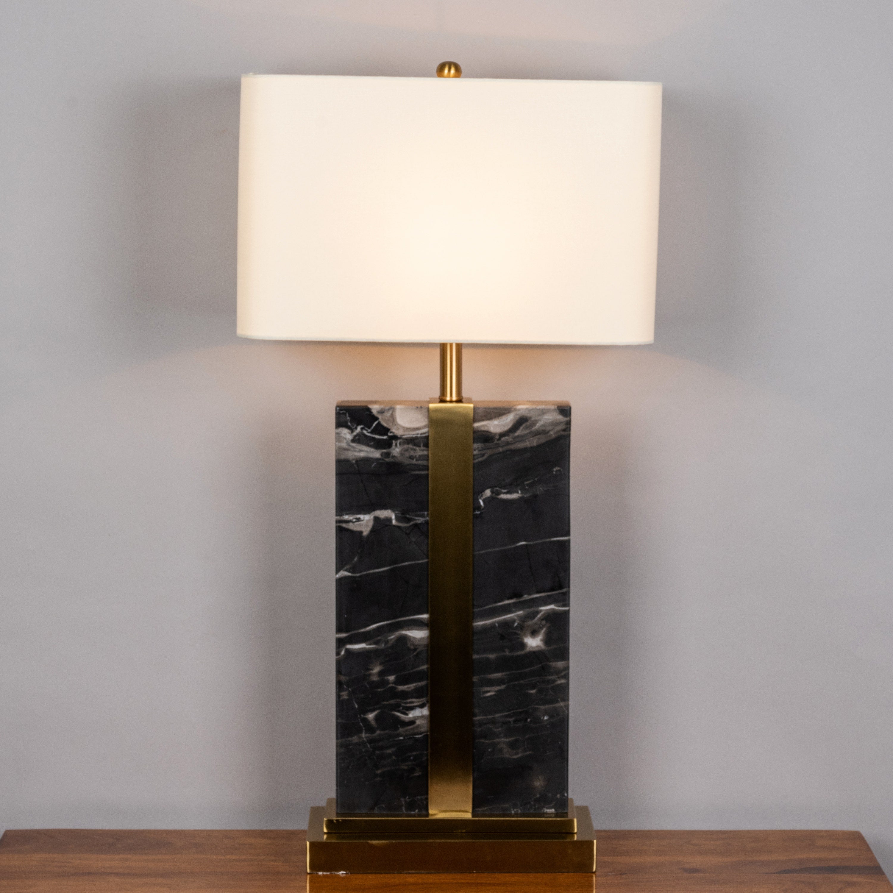 Fall In Love (Extra Large, Gold, Black) Marble Table Lamp