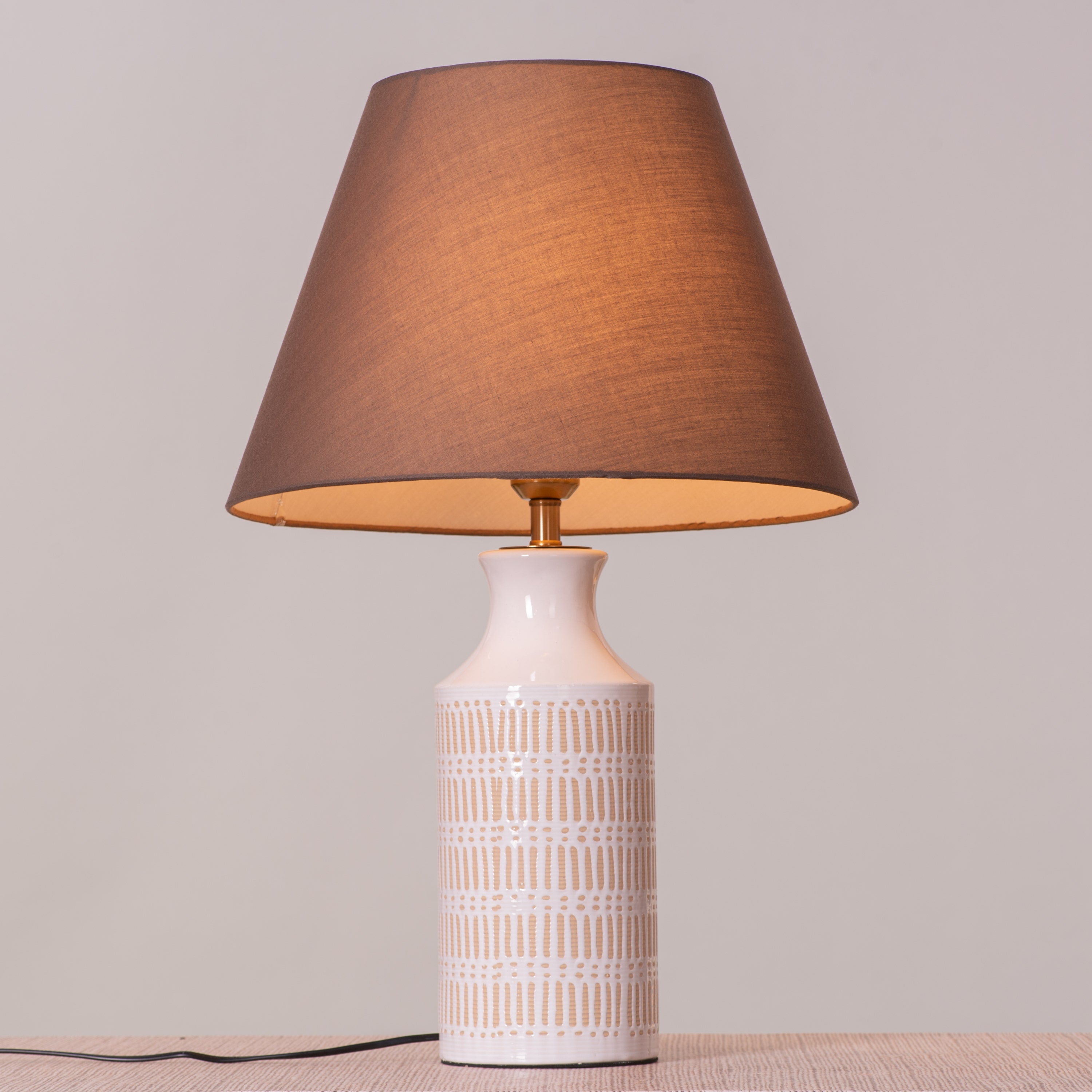 Tan Bran (Brown, Beige) Ceramic Table Lamp