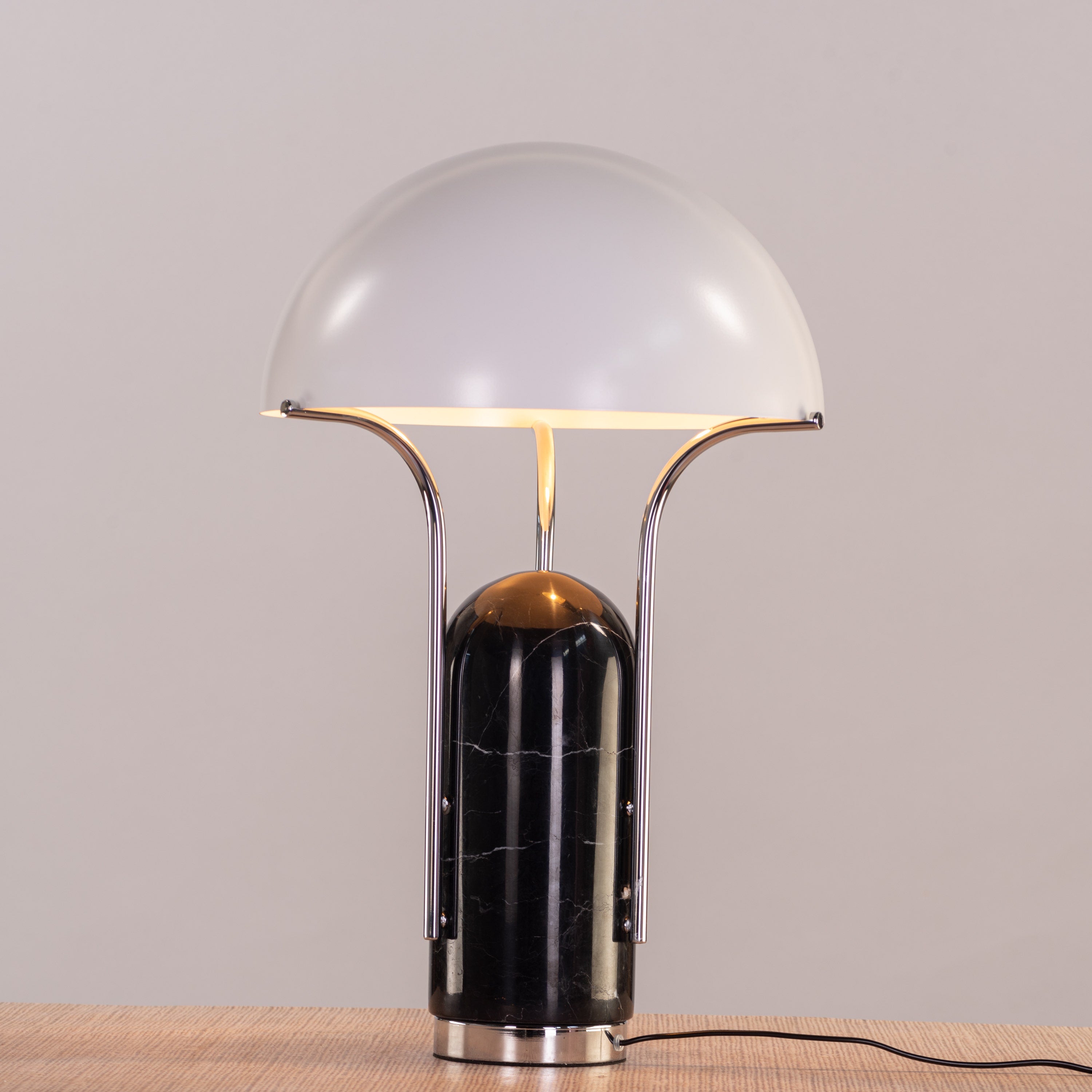 Painkiller (Black, White) Marble Table Lamp