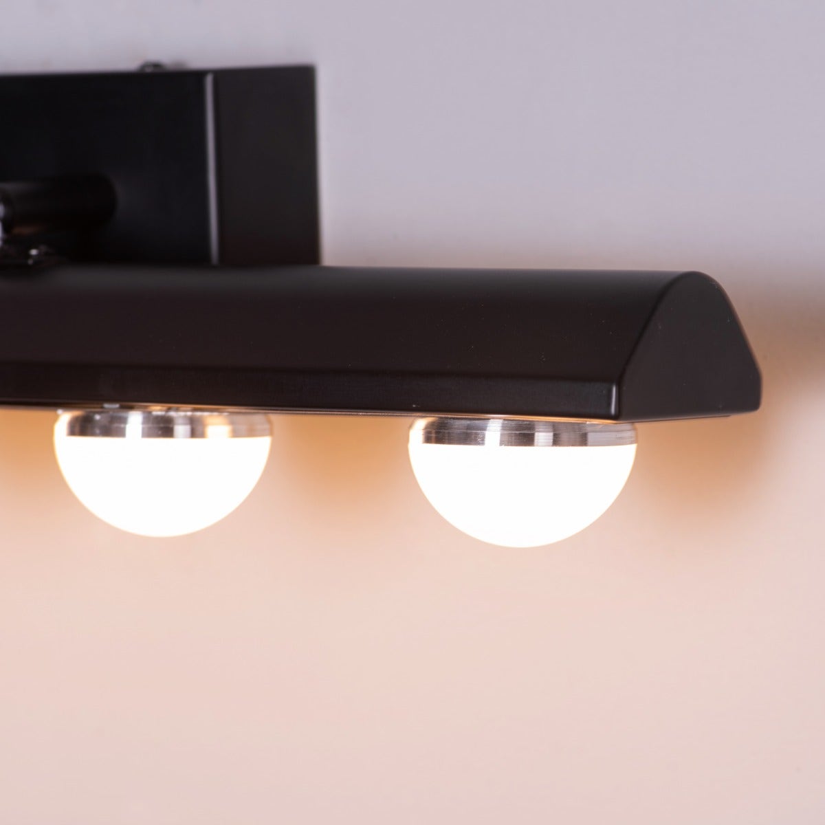 Stage Show (Small, White, Built-In LED) Vanity Light