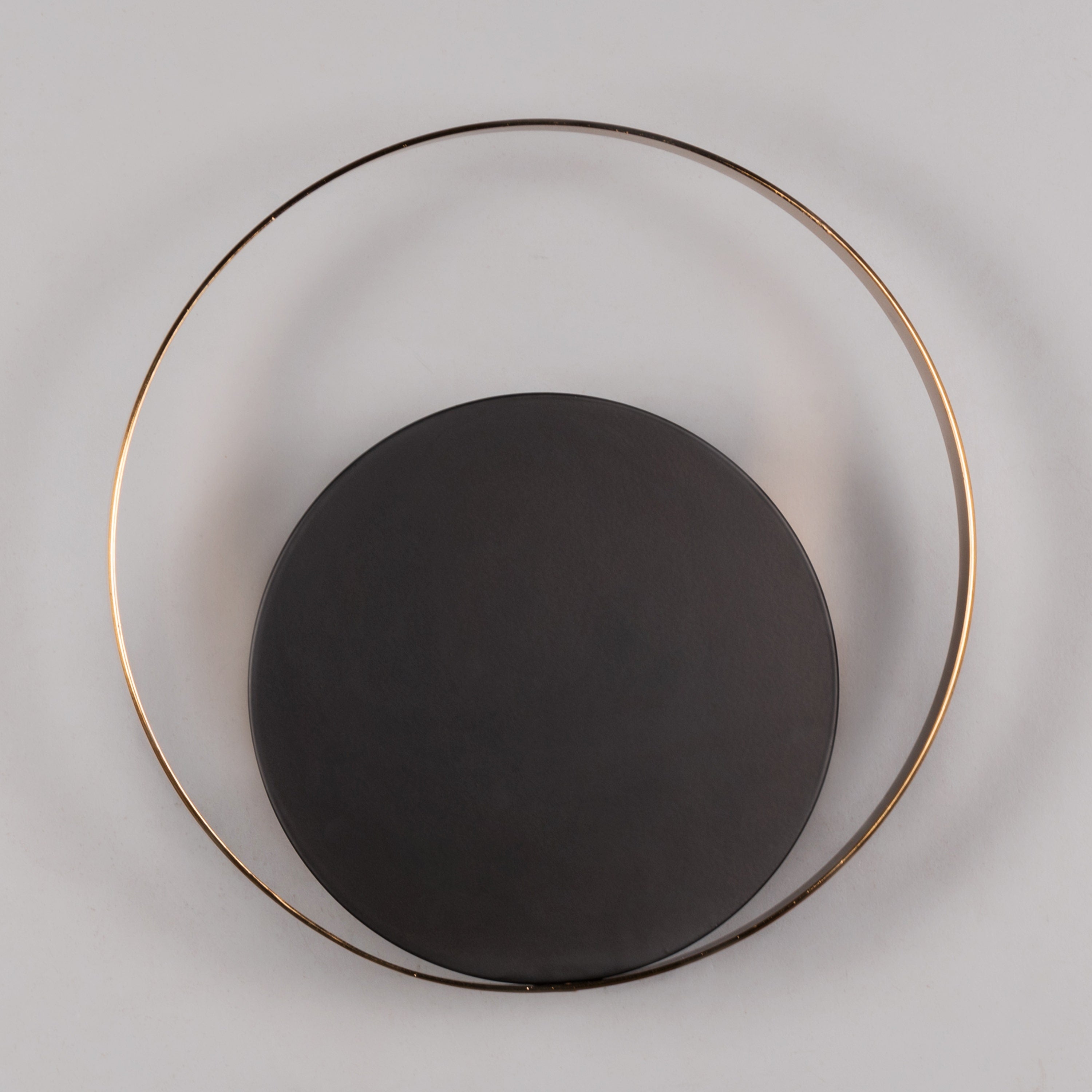 Ten Spot (Gold) Wall Light
