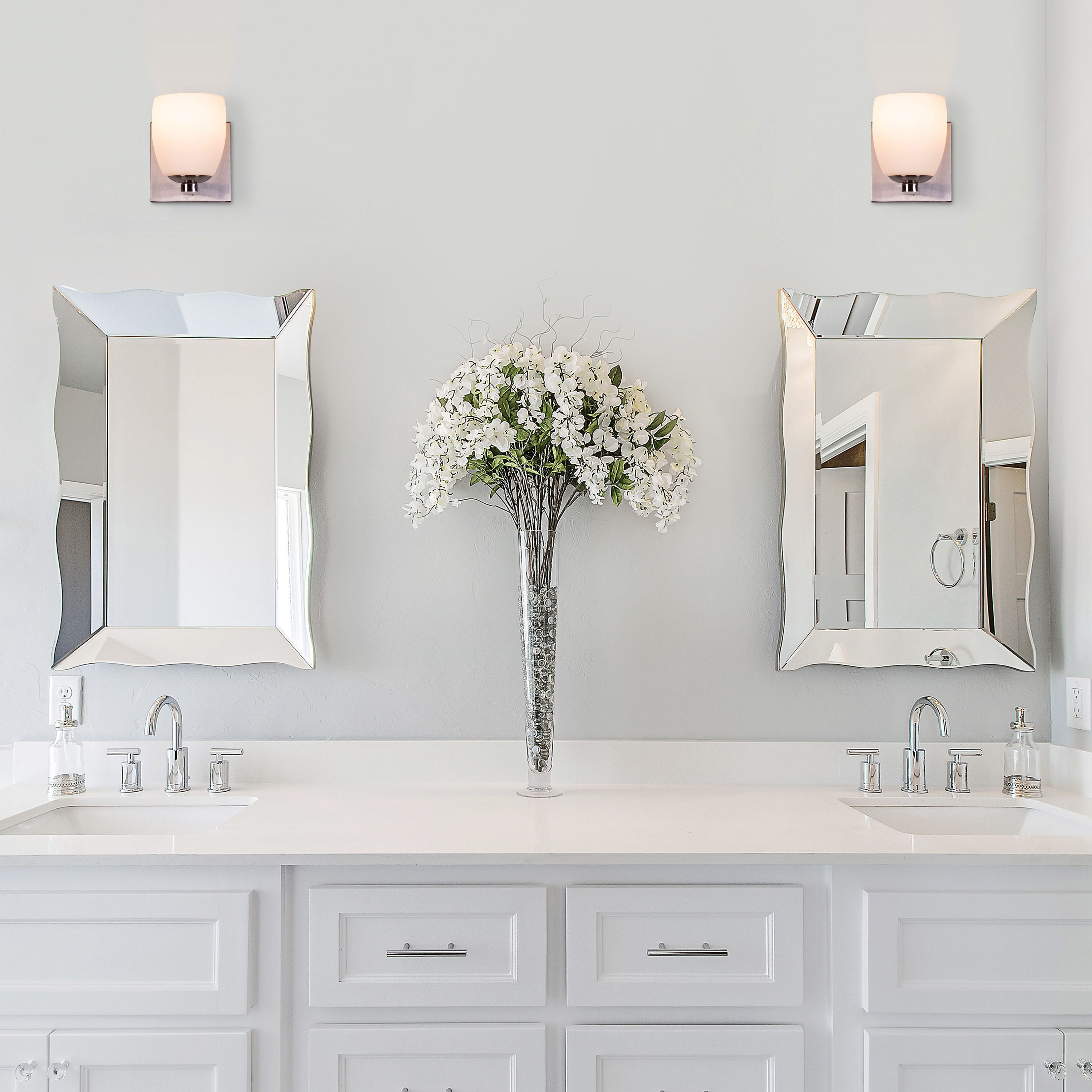 Dreamer (Chrome) Wall Light