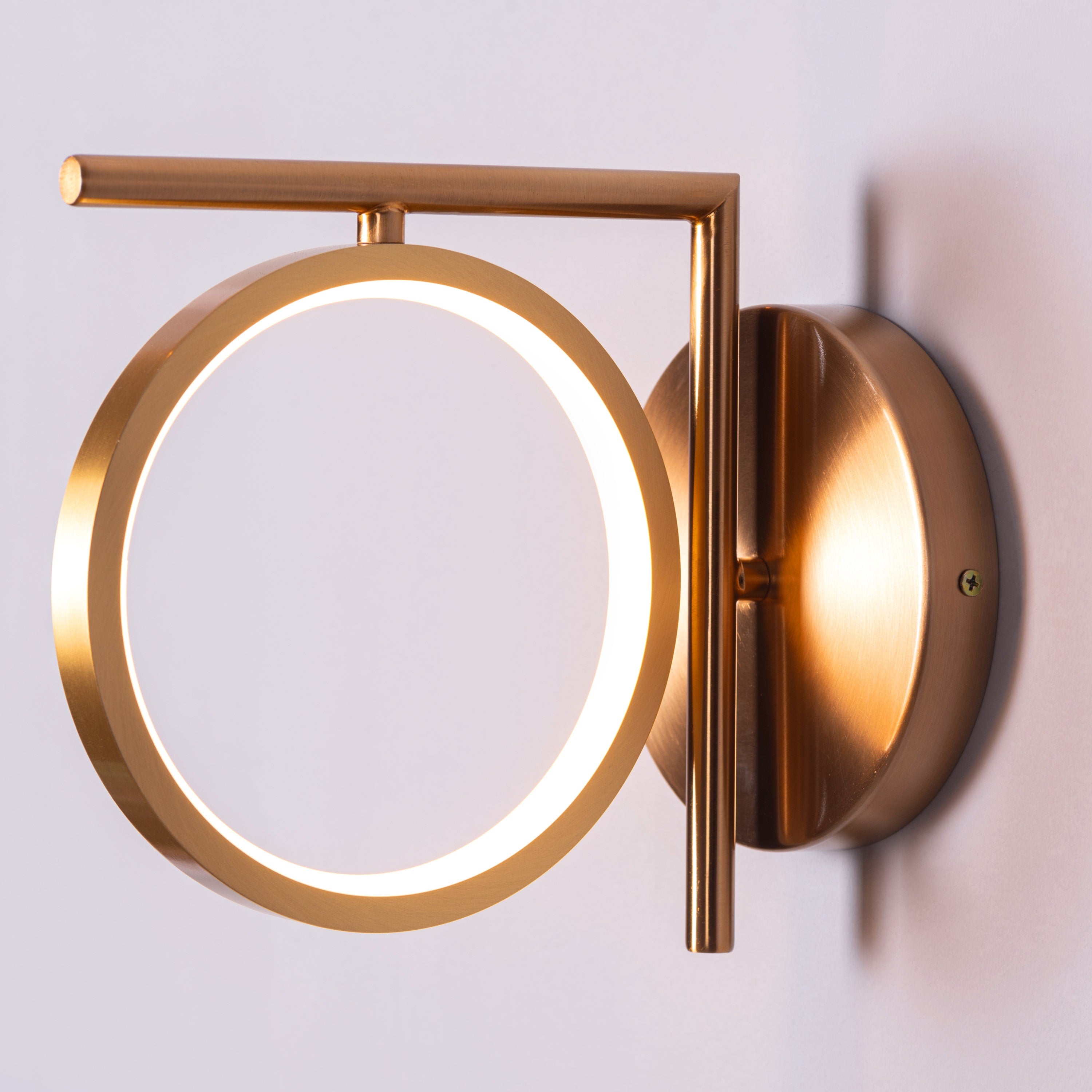 Taste Of Honey (Gold, Built-In LED) Wall Light