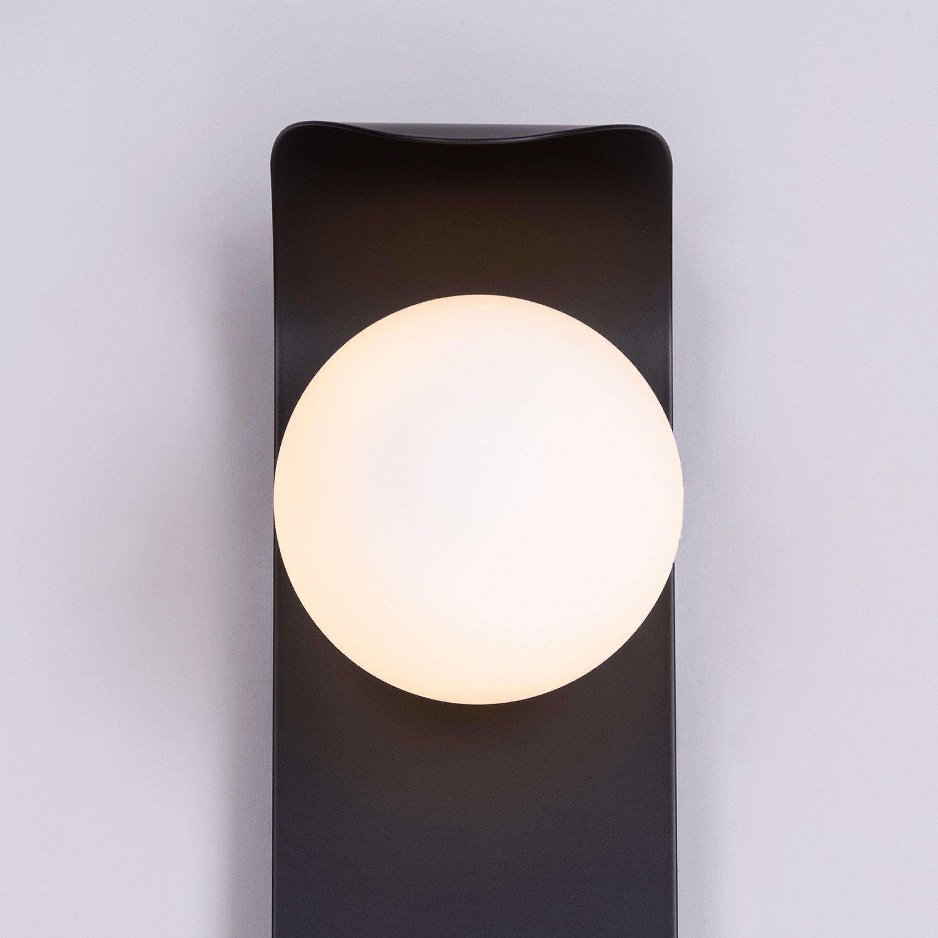Gifted (Black) Wall Light