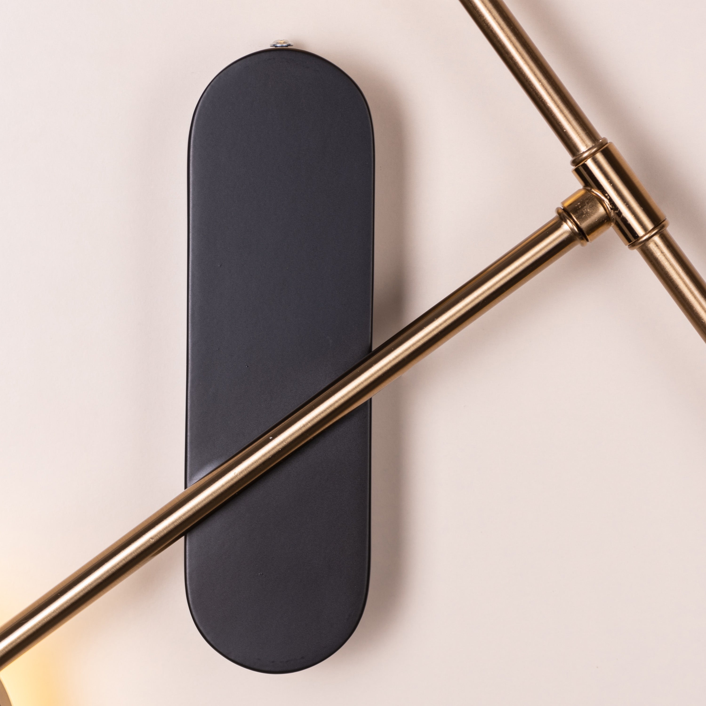Touchdown (Gold, Built-In LED) Wall Light