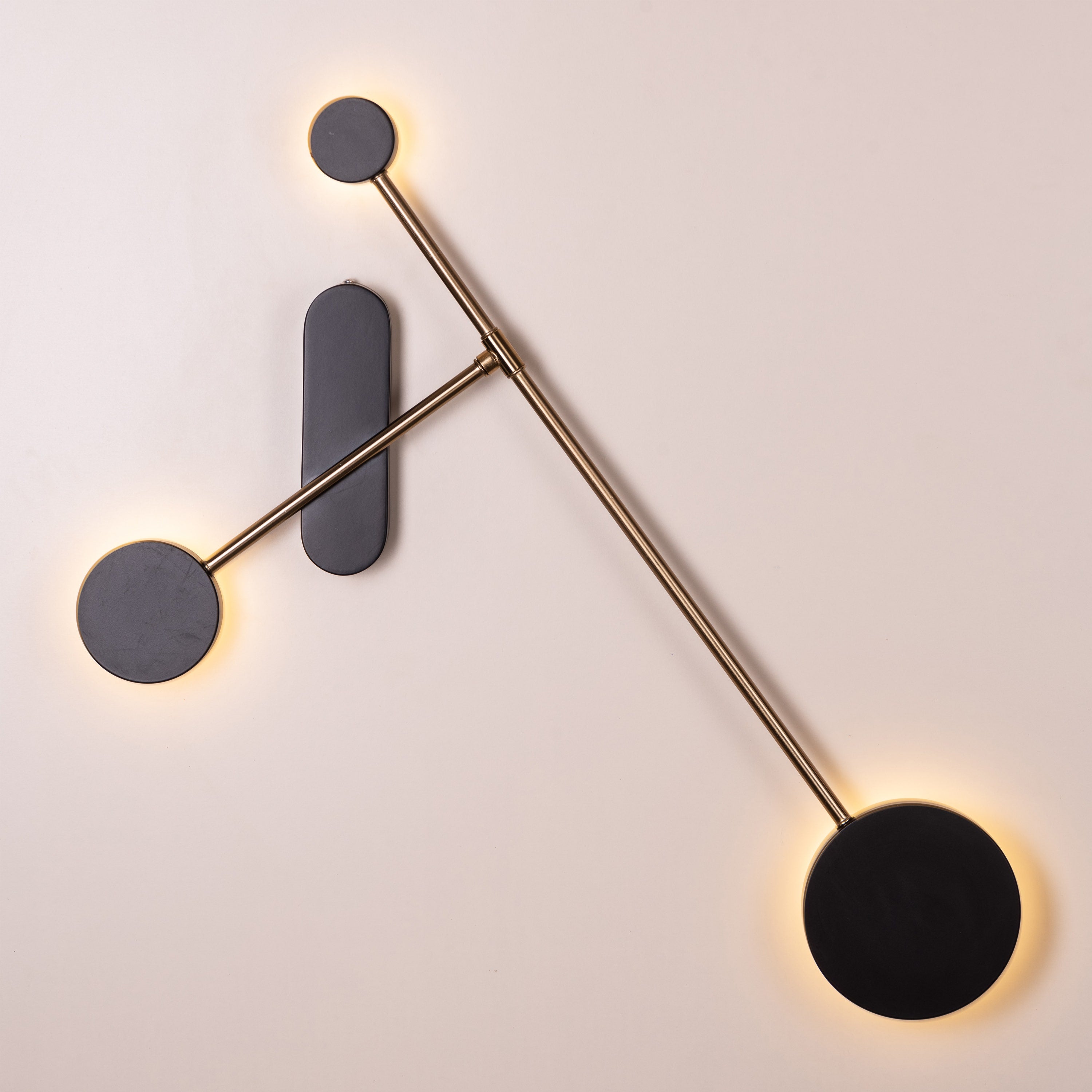 Touchdown (Gold, Built-In LED) Wall Light