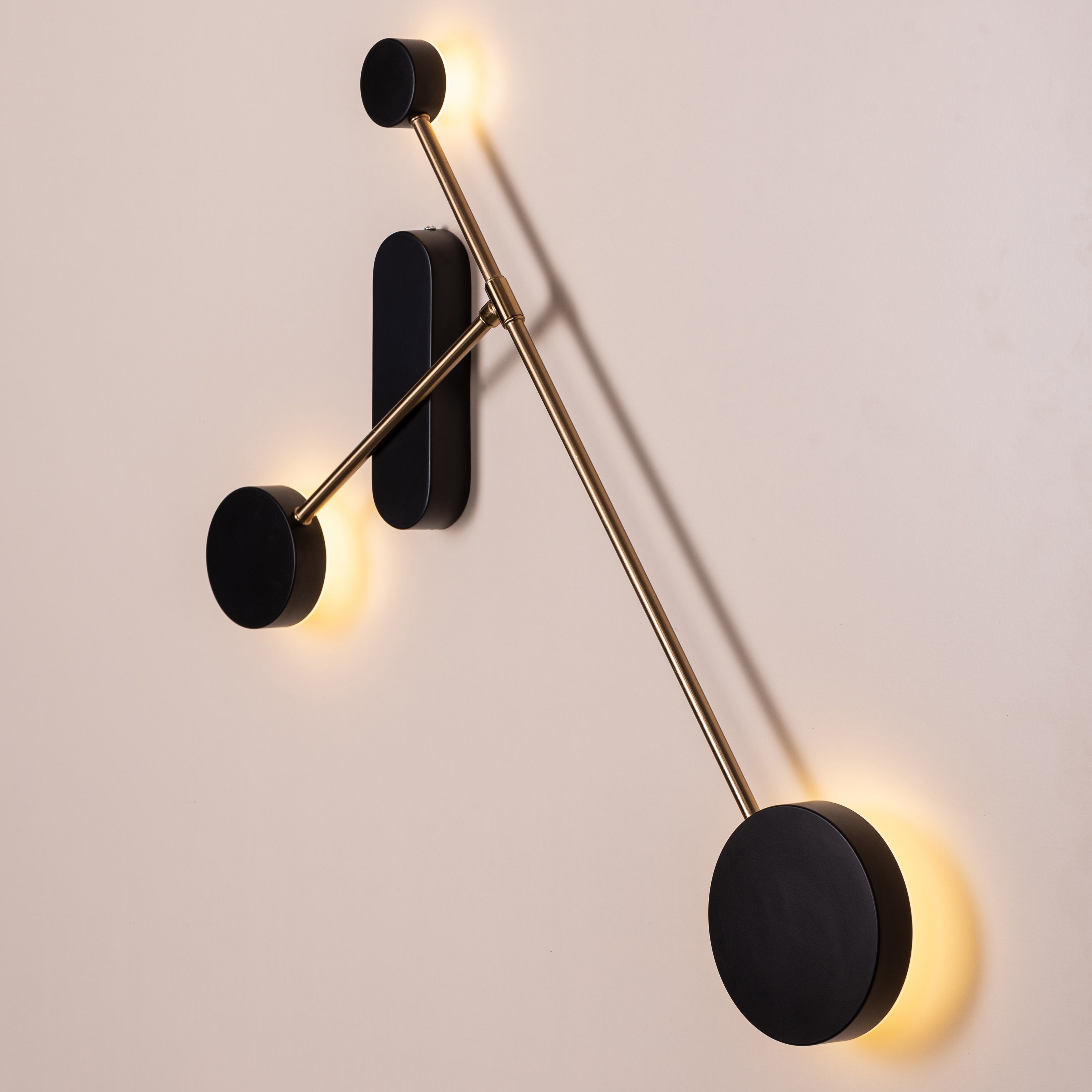 Touchdown (Gold, Built-In LED) Wall Light