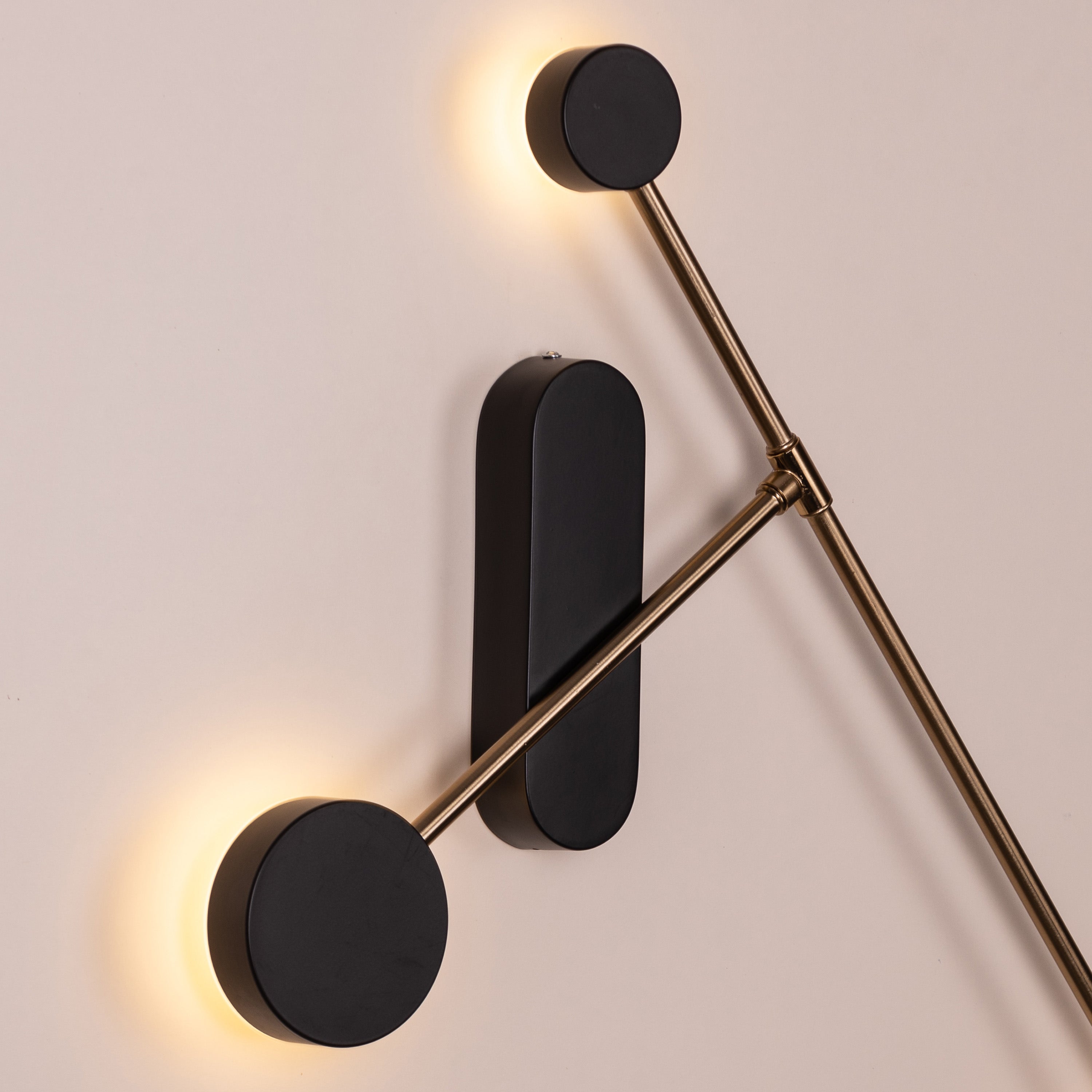Touchdown (Gold, Built-In LED) Wall Light