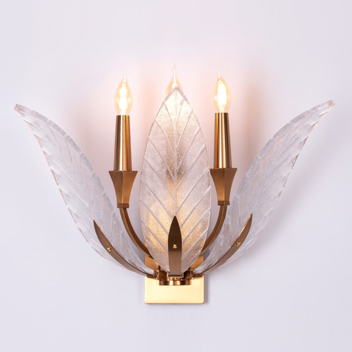 Trance (Medium, Gold) Glass Wall Light